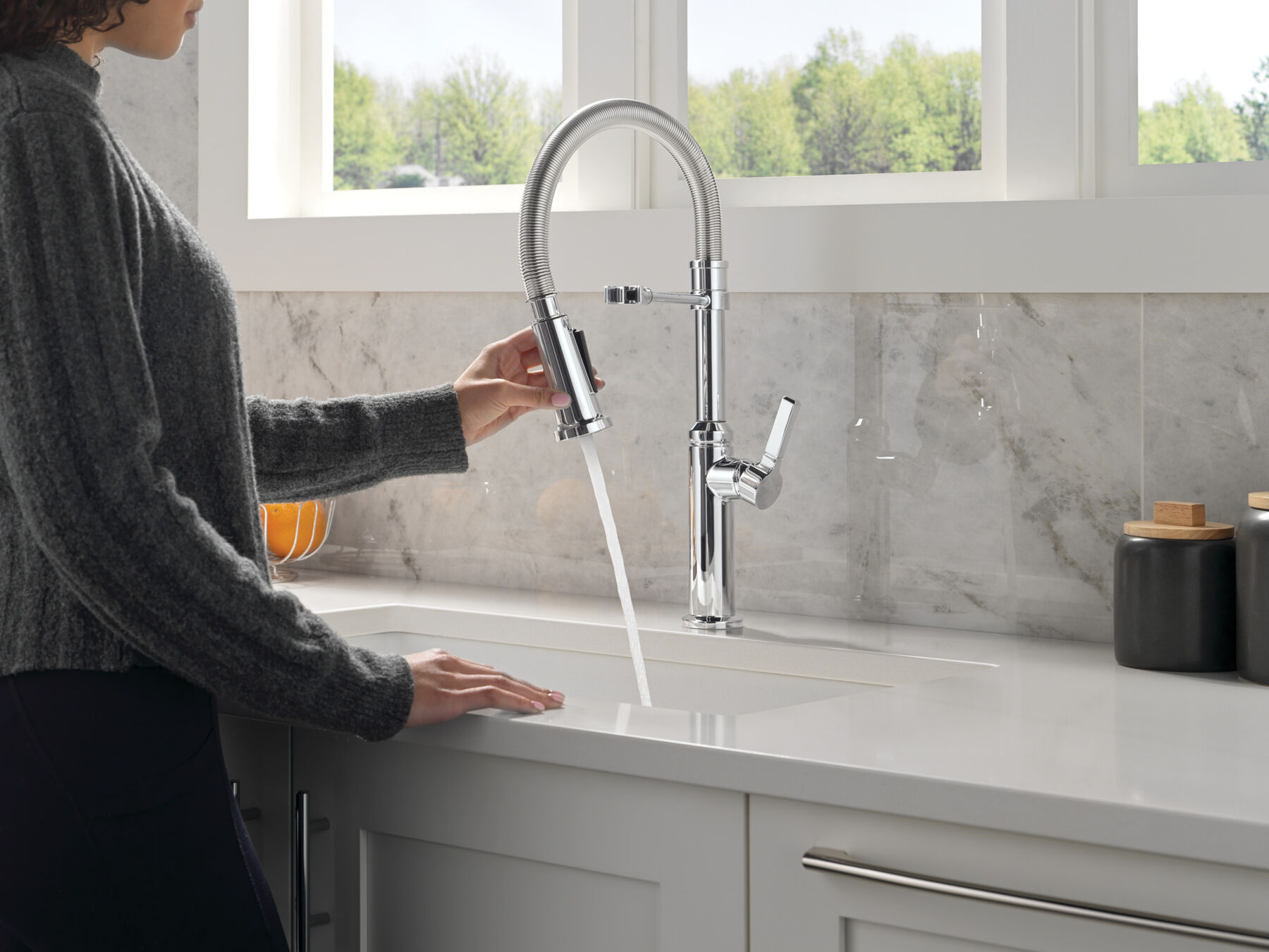 Single Handle Pull-Down Kitchen Faucet With Spring Spout
