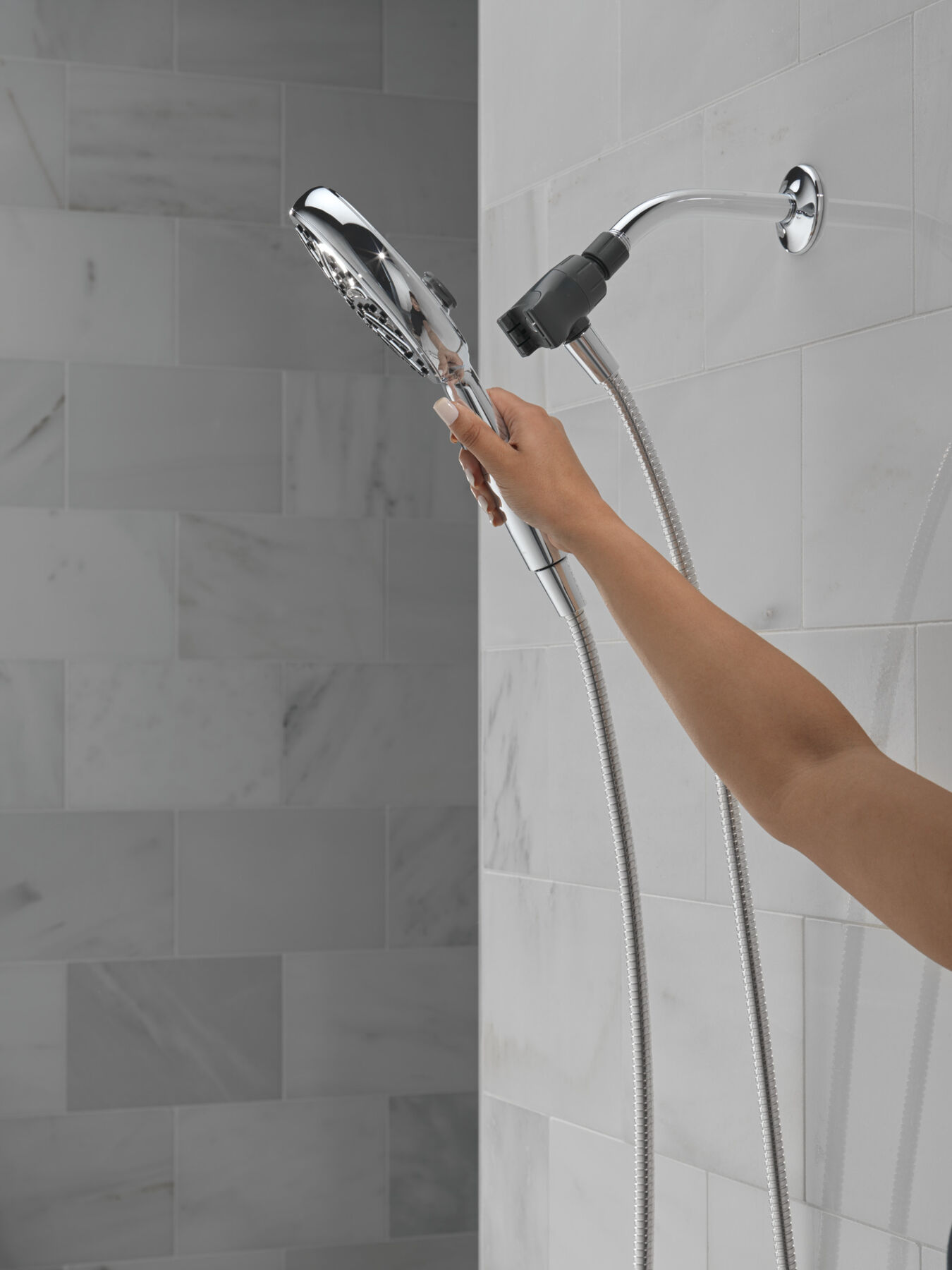 6-Setting SureDock&reg; Magnetic&reg; Hand Shower