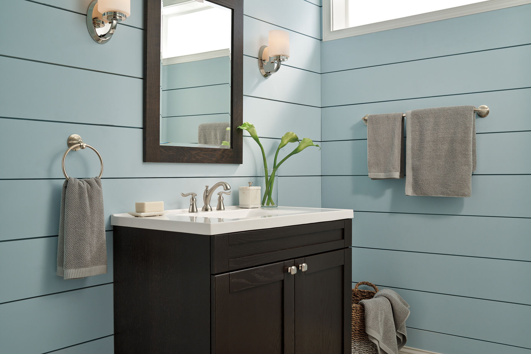 Two Handle Widespread Bathroom Faucet