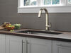 Single Handle Pull Down Kitchen Faucet with Touch2O Technology