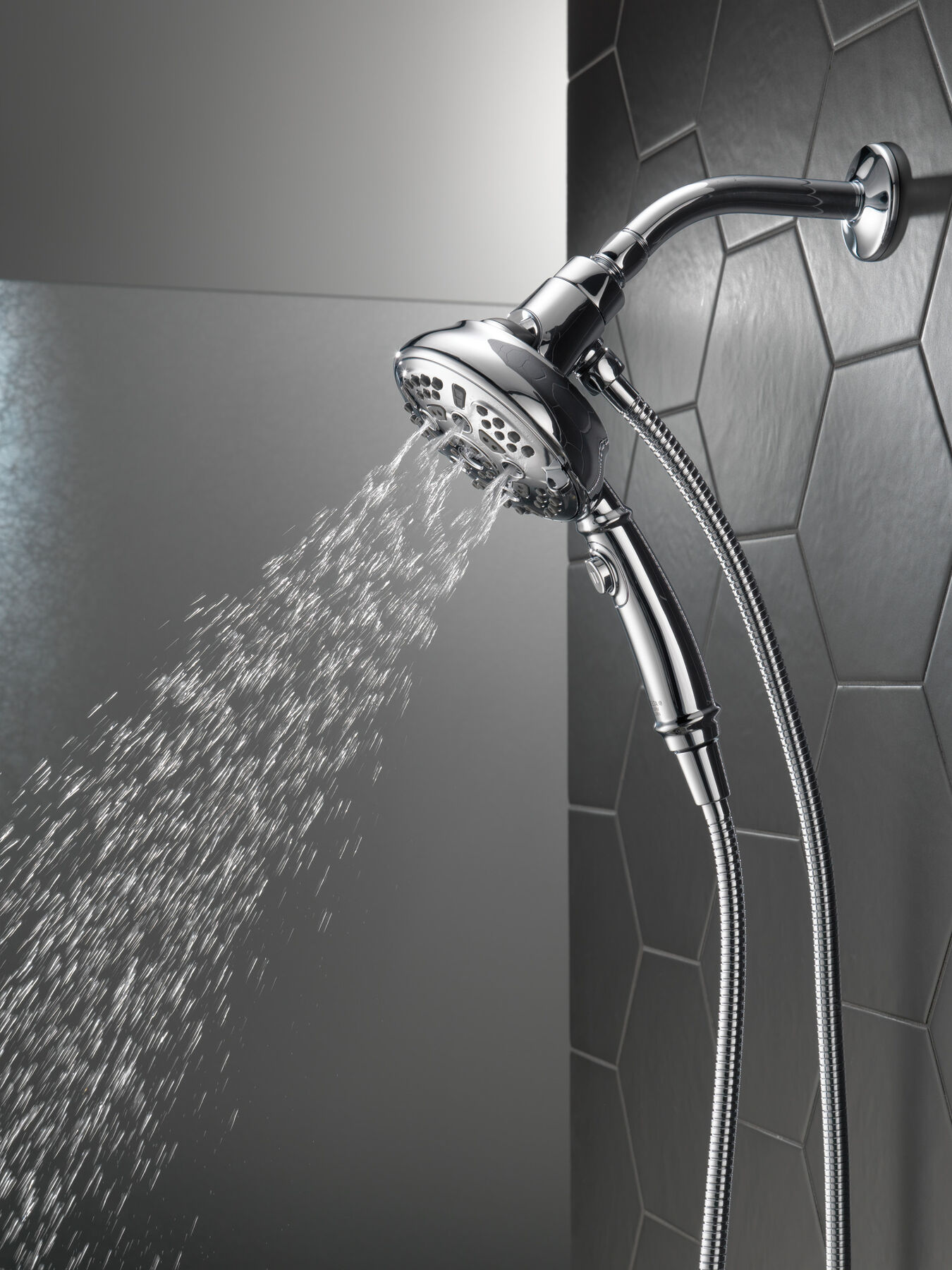 SureDock&trade; 7-Setting Hand Shower