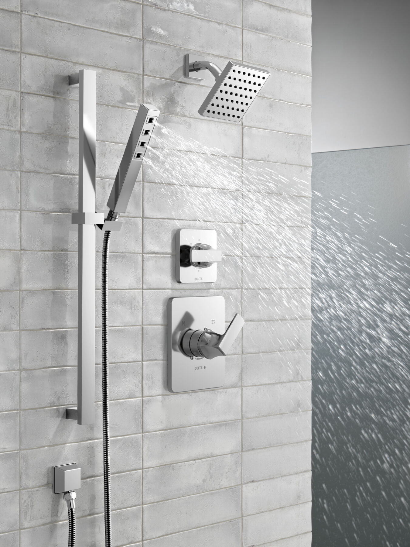H<sub>2</sub>Okinetic&reg; Single-Setting Slide Bar Hand Shower