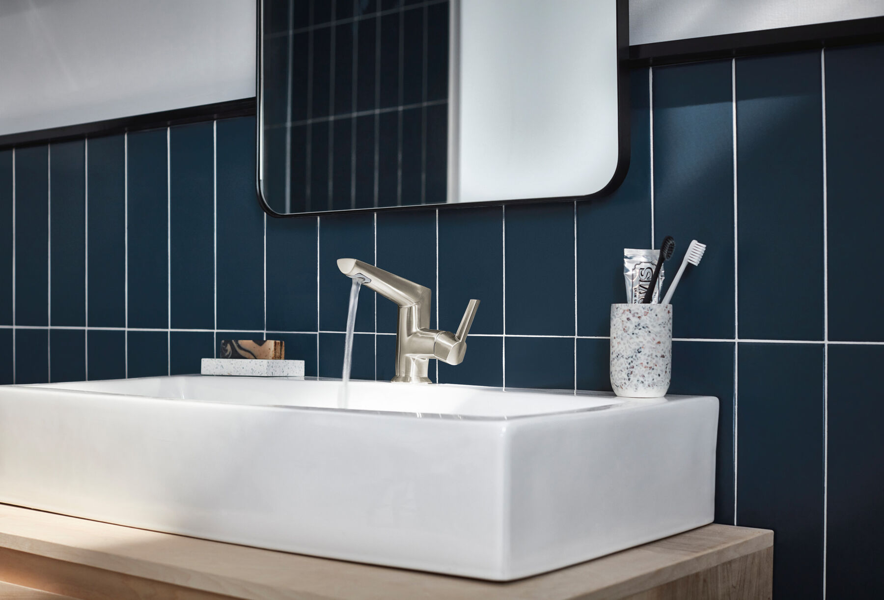 Single Handle Bathroom Faucet