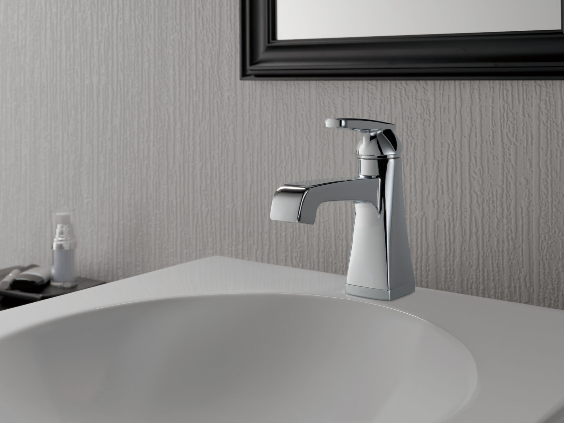 Single Handle Bathroom Faucet