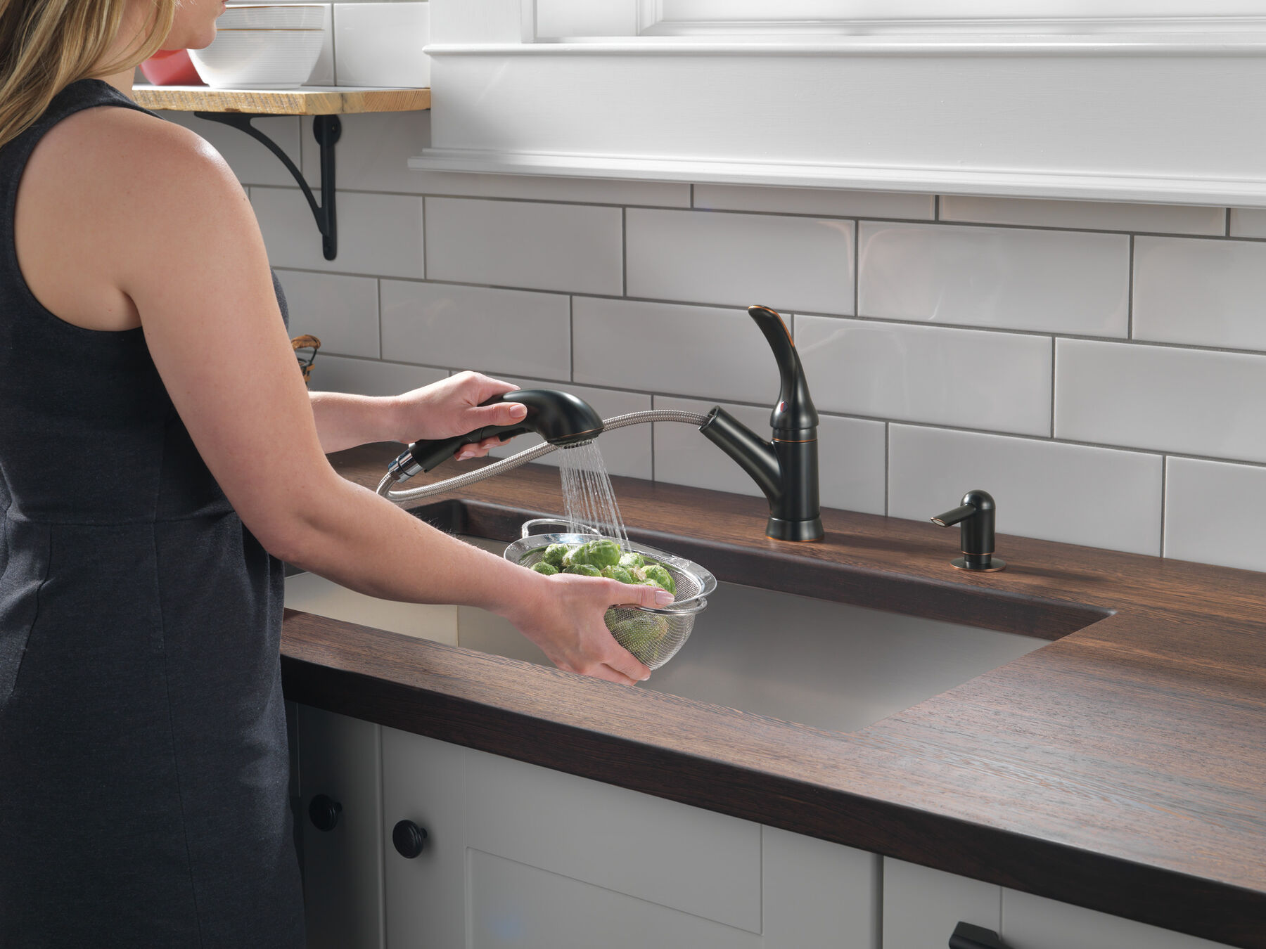 Single Handle Pull-Out Kitchen Faucet with Soap Dispenser