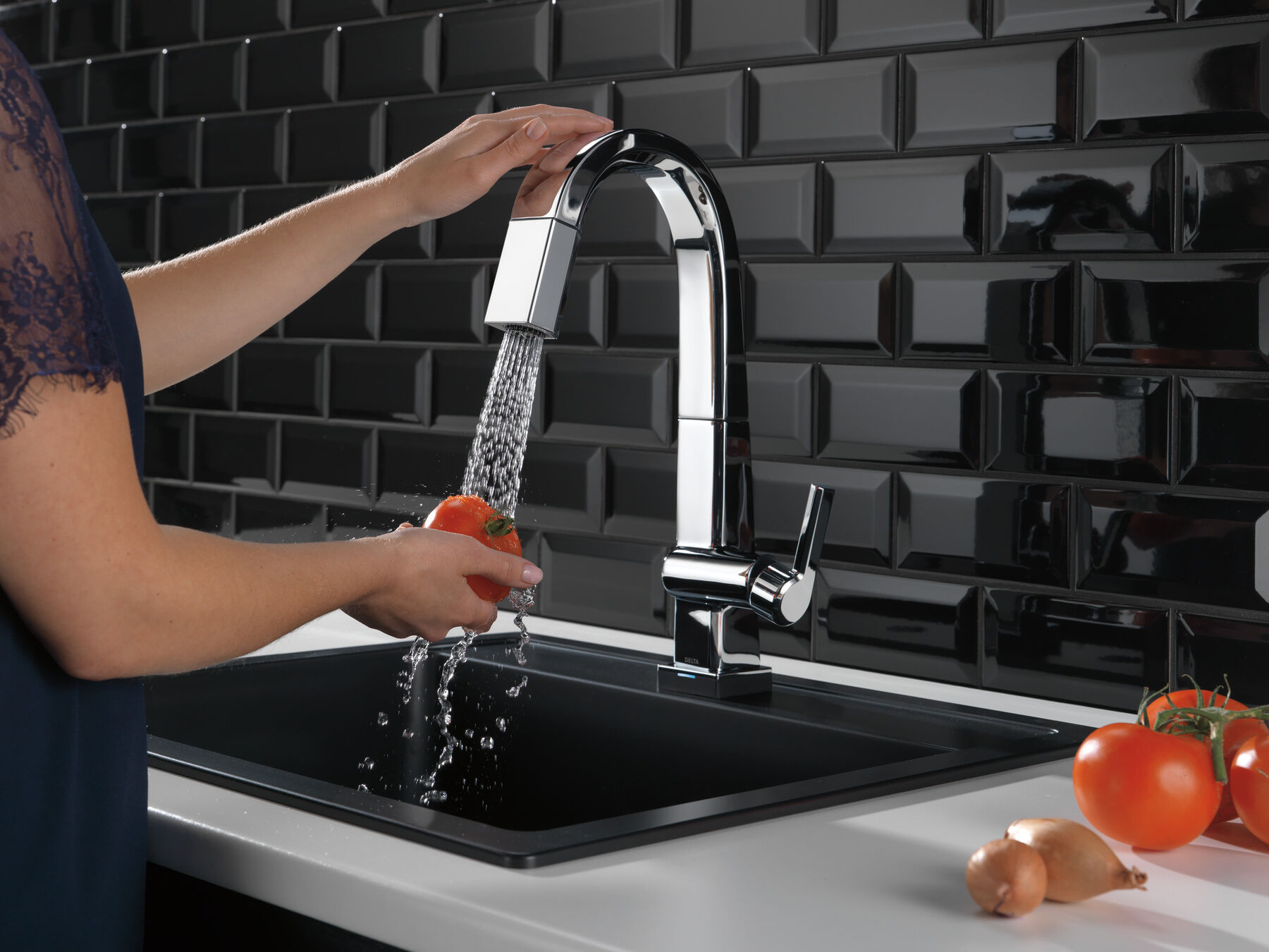 Single Handle Pull Down Bar/Prep Faucet With Touch2O Technology
