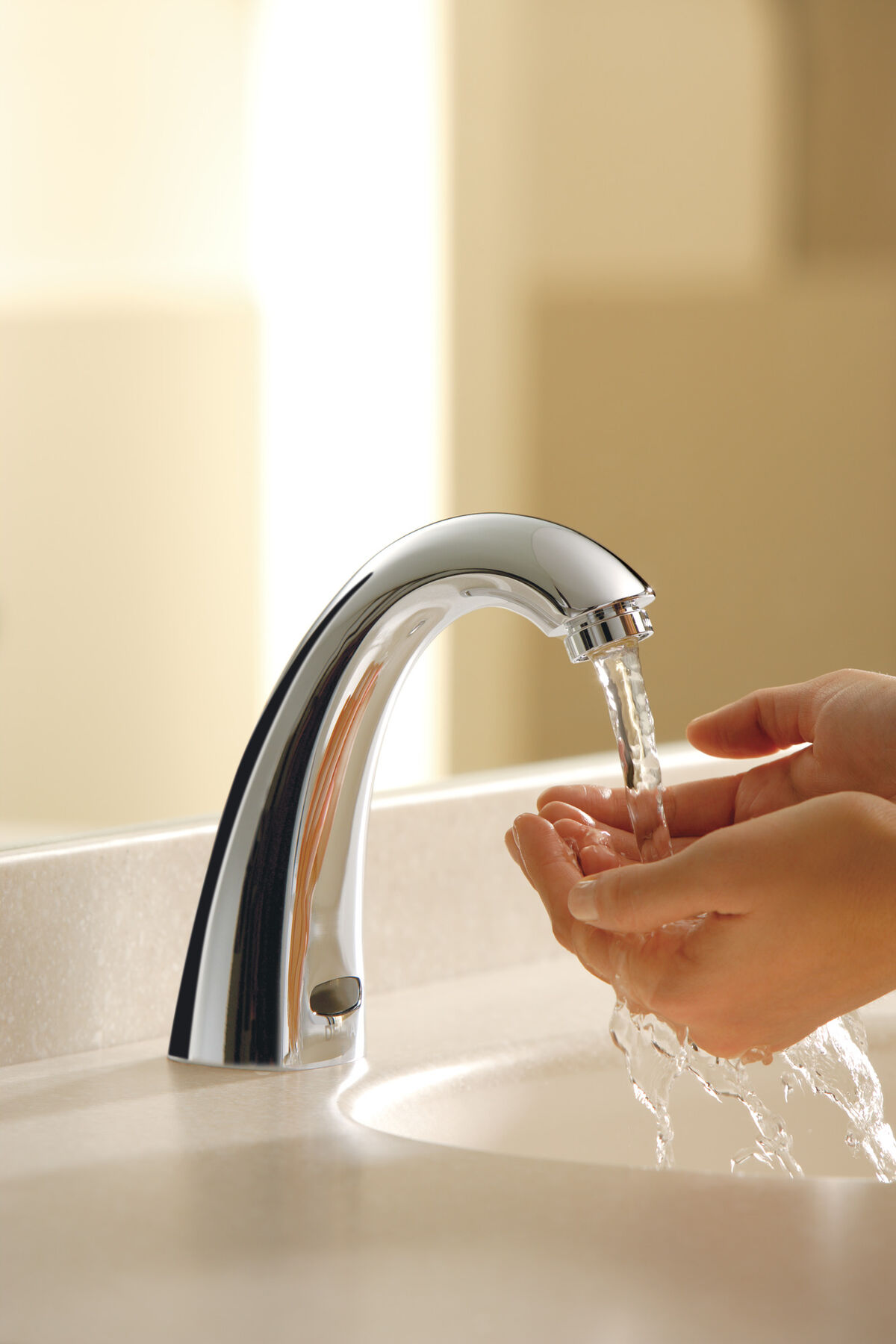 Single Hole Battery Operated Electronic Bathroom Faucet