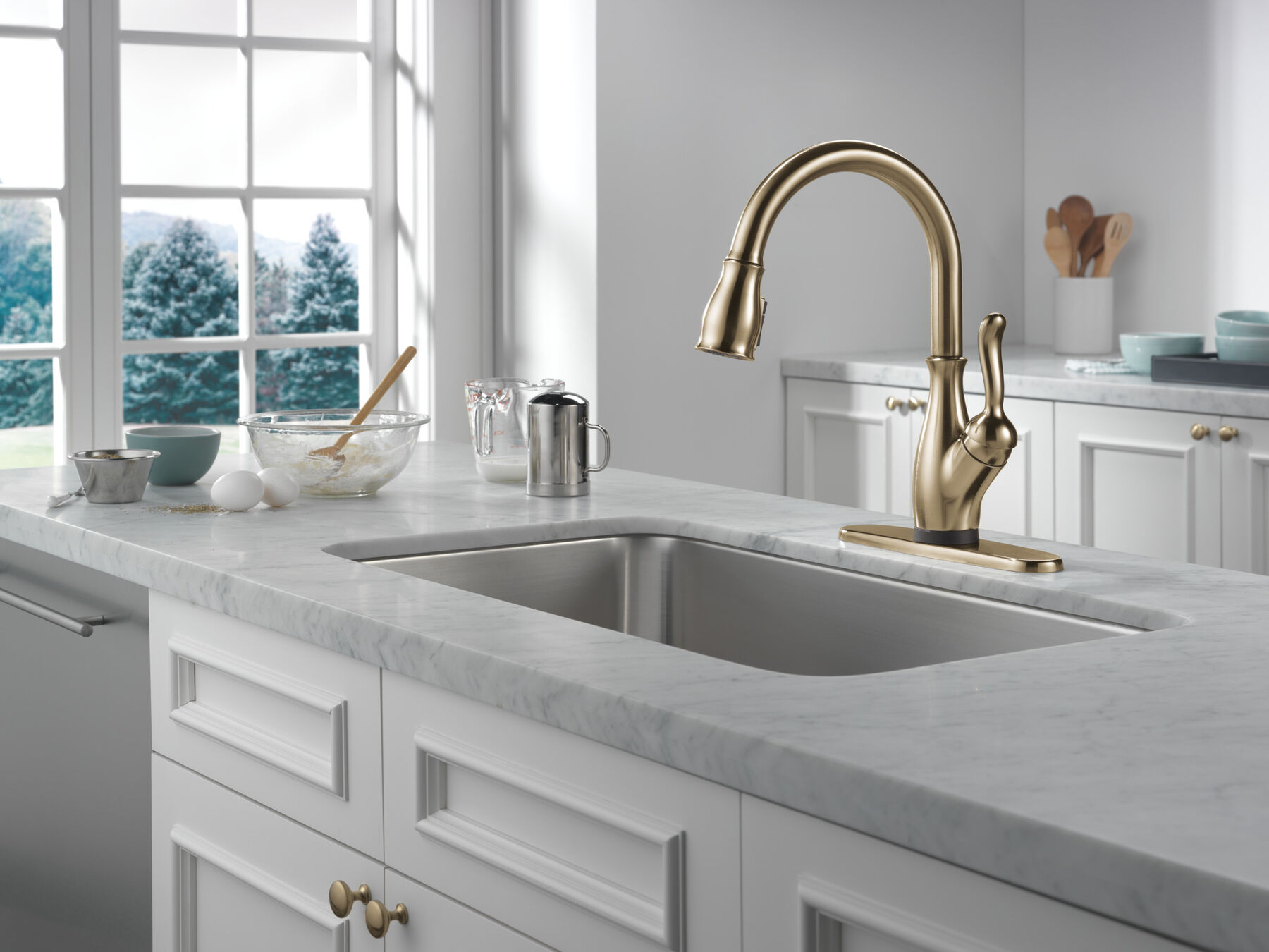 Touch2O Pull-Down Kitchen 1L with Soap Disp Bundle