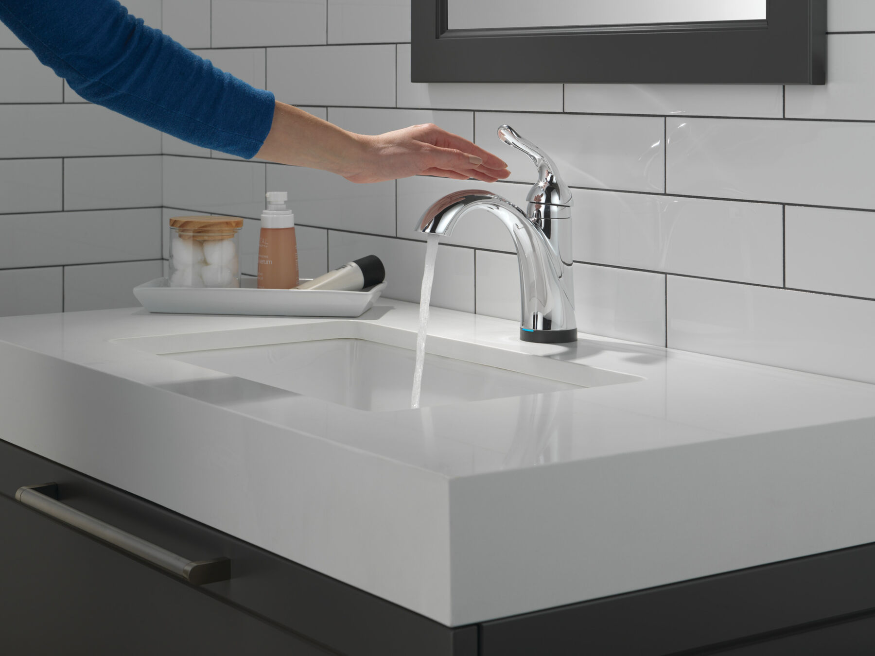 Single Handle Bathroom Faucet with Touch2O.xt&reg; Technology