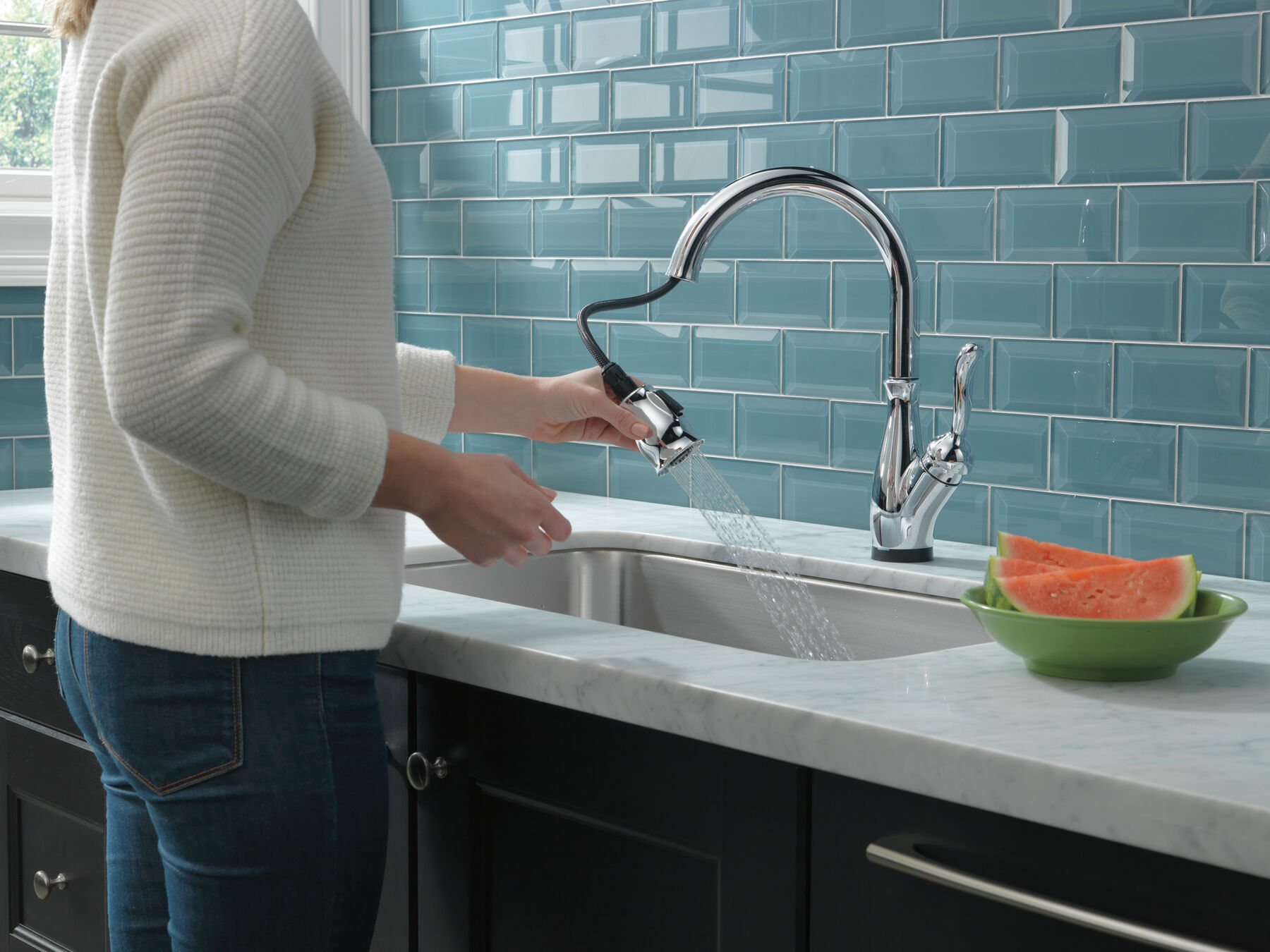 Single Handle Pull-Down Kitchen Faucet with Touch2O&reg; and ShieldSpray&reg; Technologies