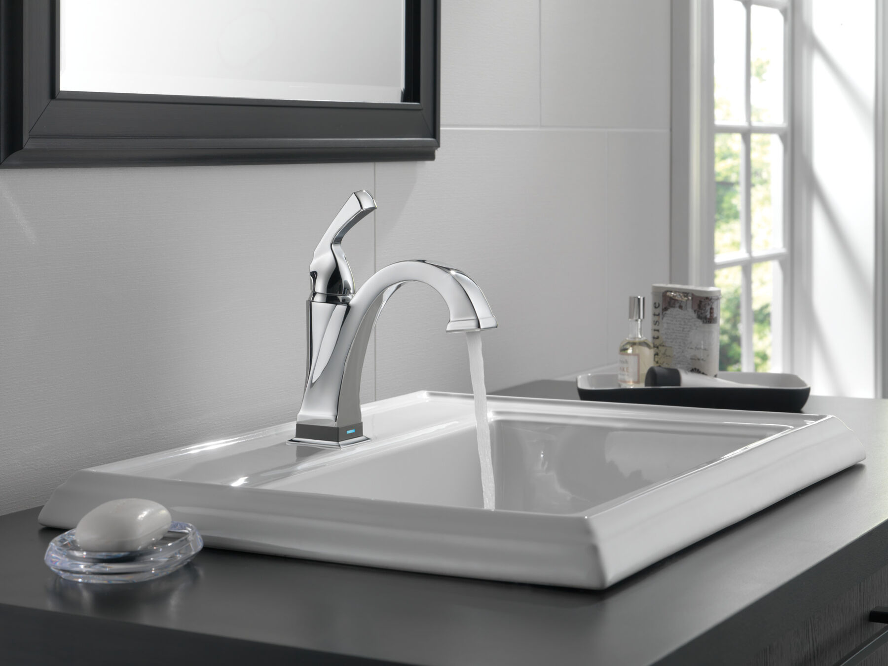 Single Handle Bathroom Faucet with Touch2O.xt&reg; Technology