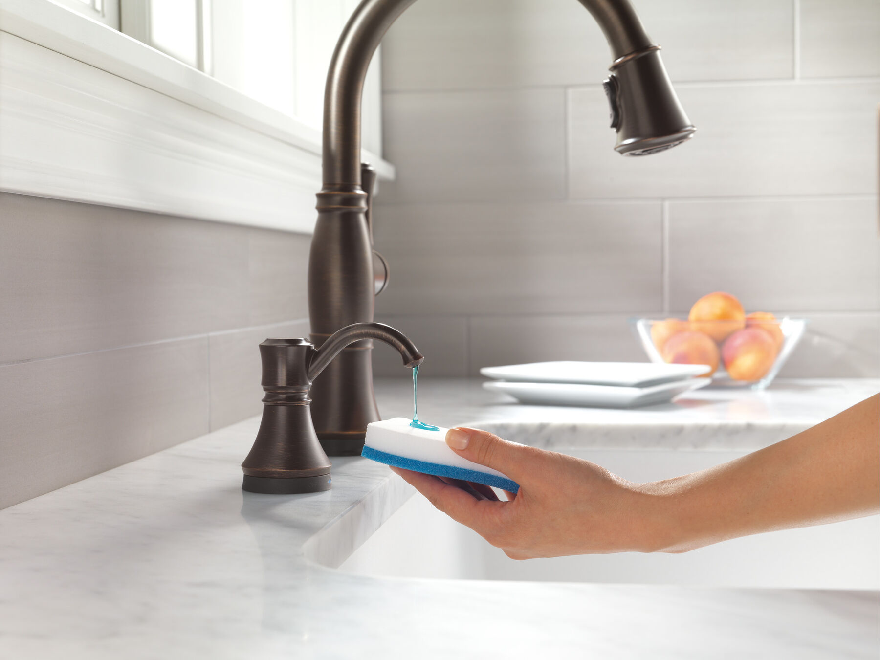 Single Handle Pull-Down Kitchen Faucet with Touch2O&reg; and ShieldSpray&reg; Technologies