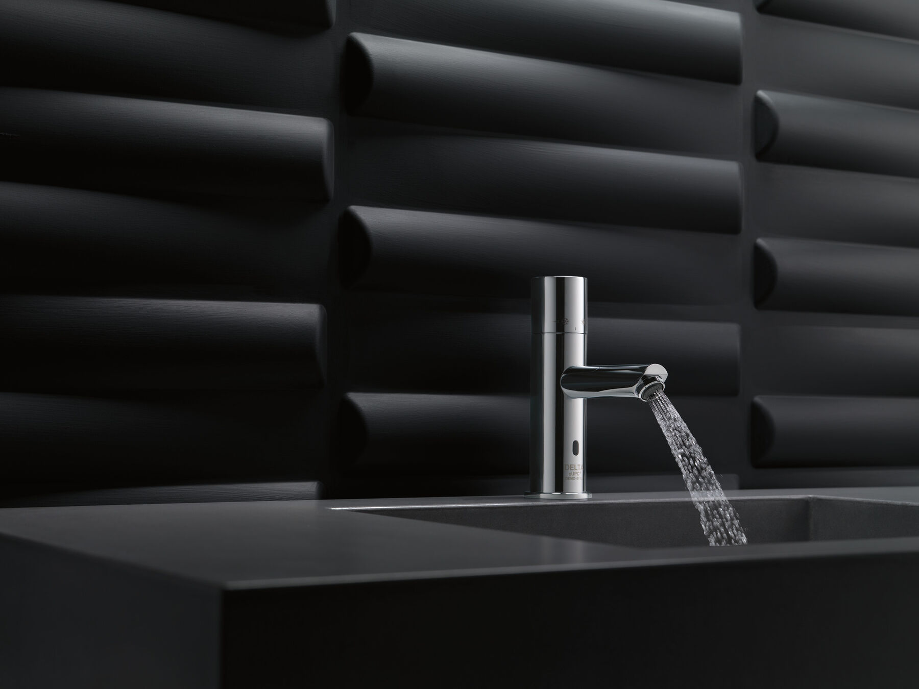 Thermostatic Electronic Bathroom Faucet, Battery-Operated