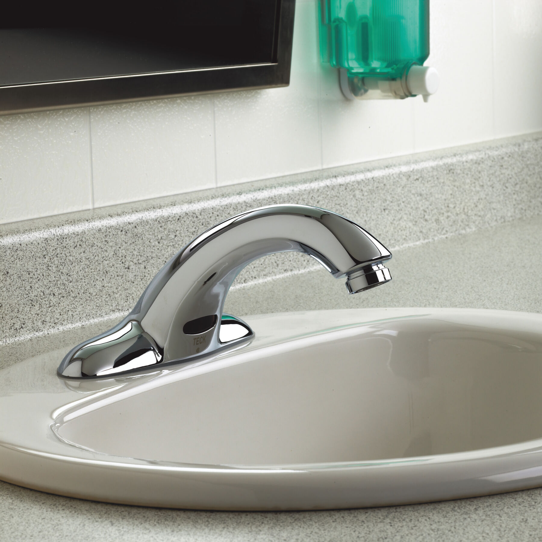 Battery Operated Electronic Bathroom Faucet