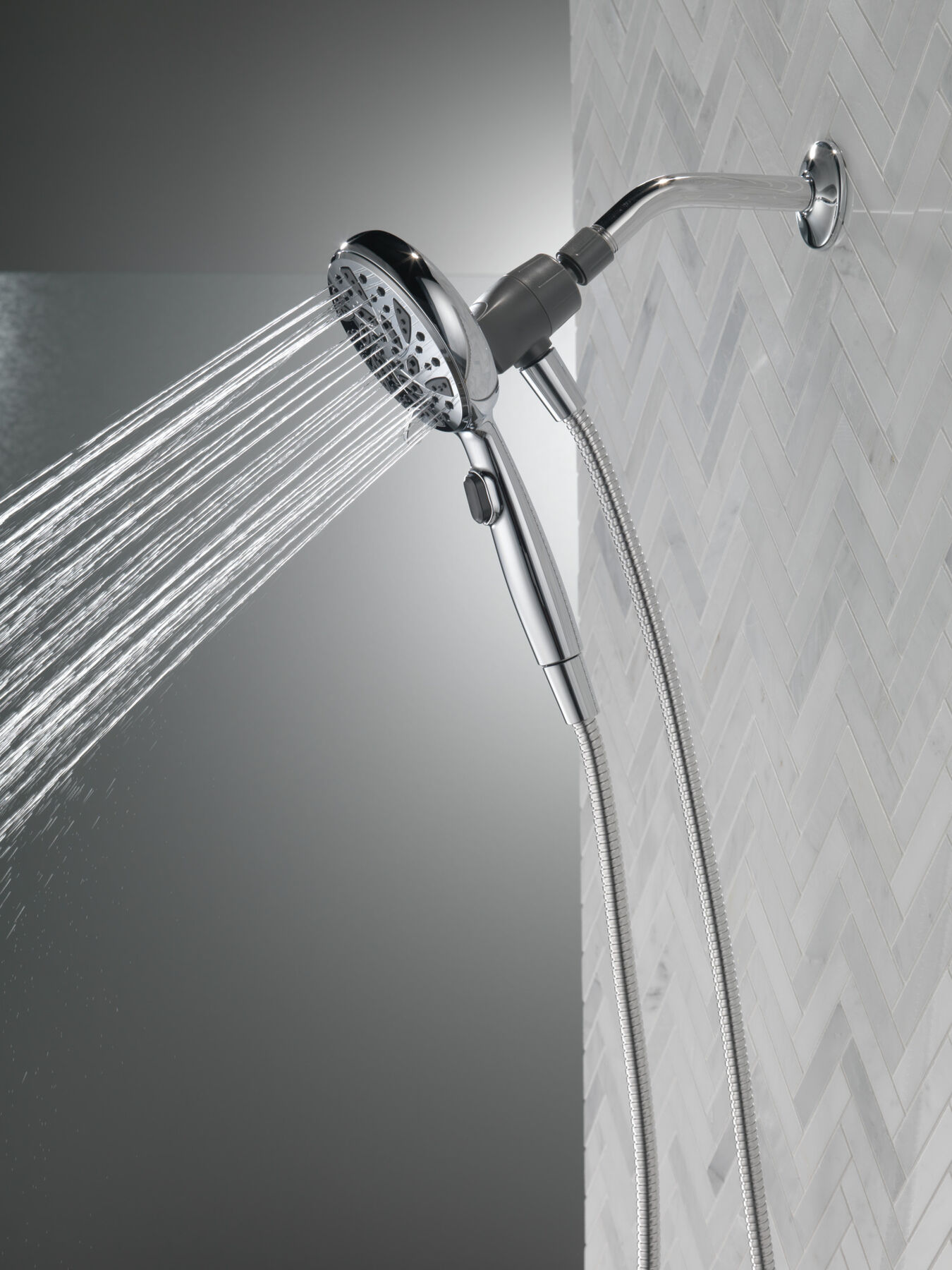 SureDock&reg; Magnetic Hand Shower 2.5 GPM (Recertified)