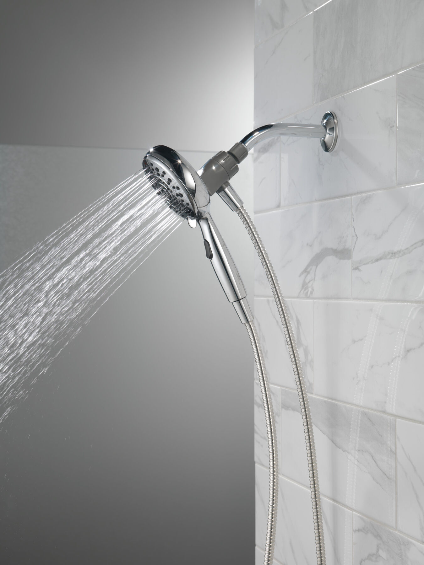 SureDock Magnetic Hand Shower 1.75 GPM (Recertified)