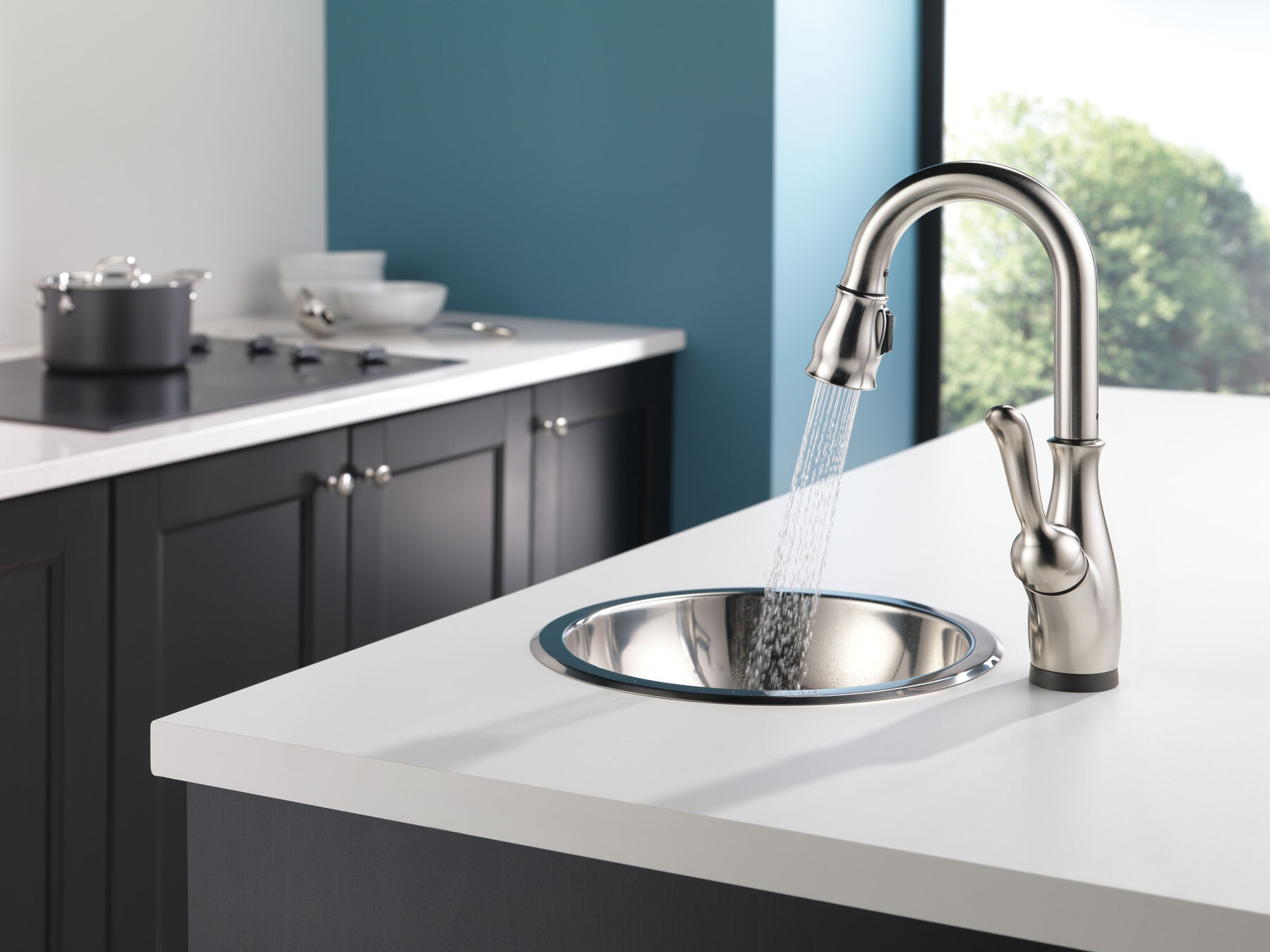 Single Handle Pull-Down Bar / Prep Faucet with Touch2O&reg; Technology