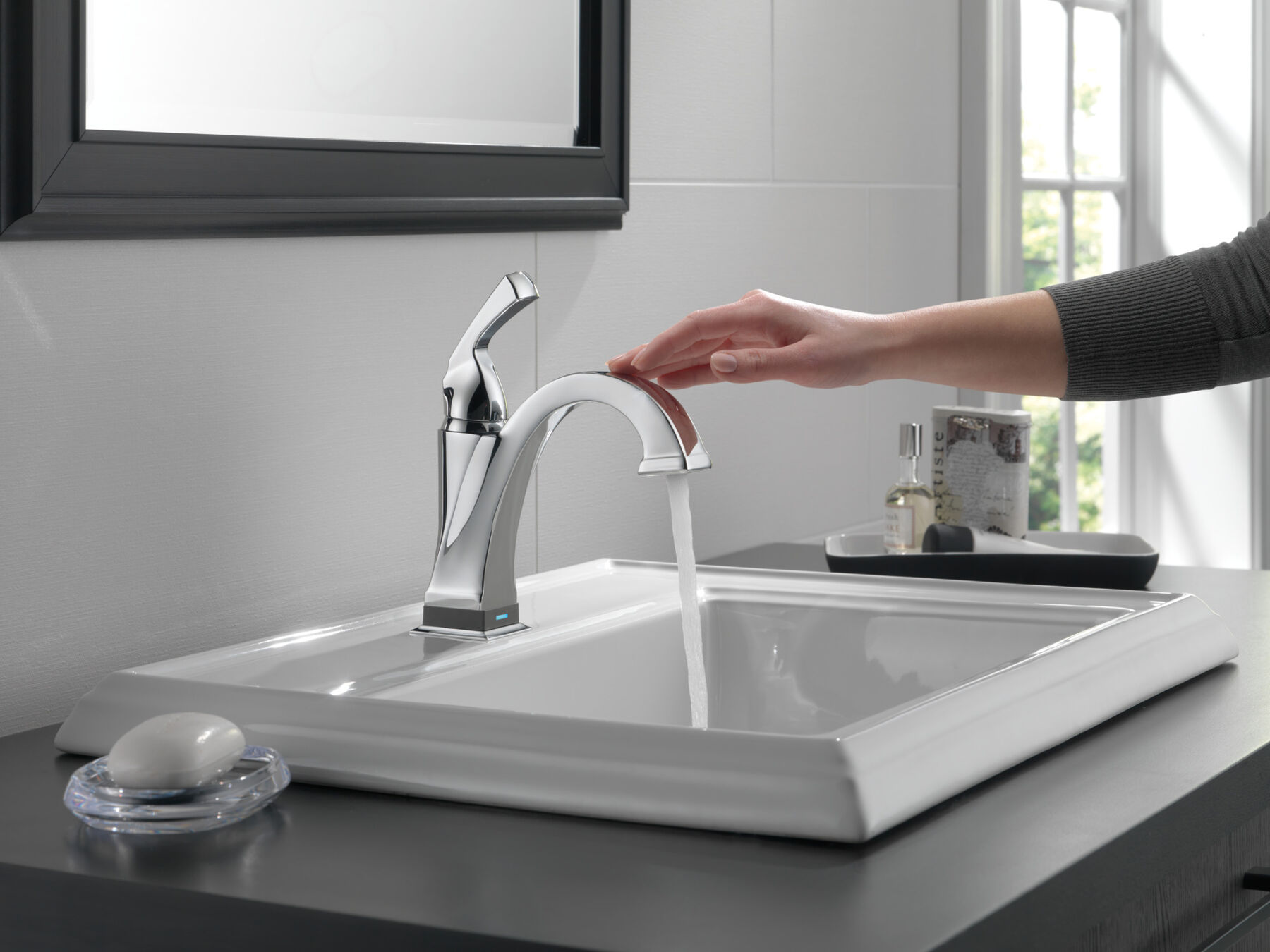 Single Handle Bathroom Faucet with Touch2O.xt&reg; Technology