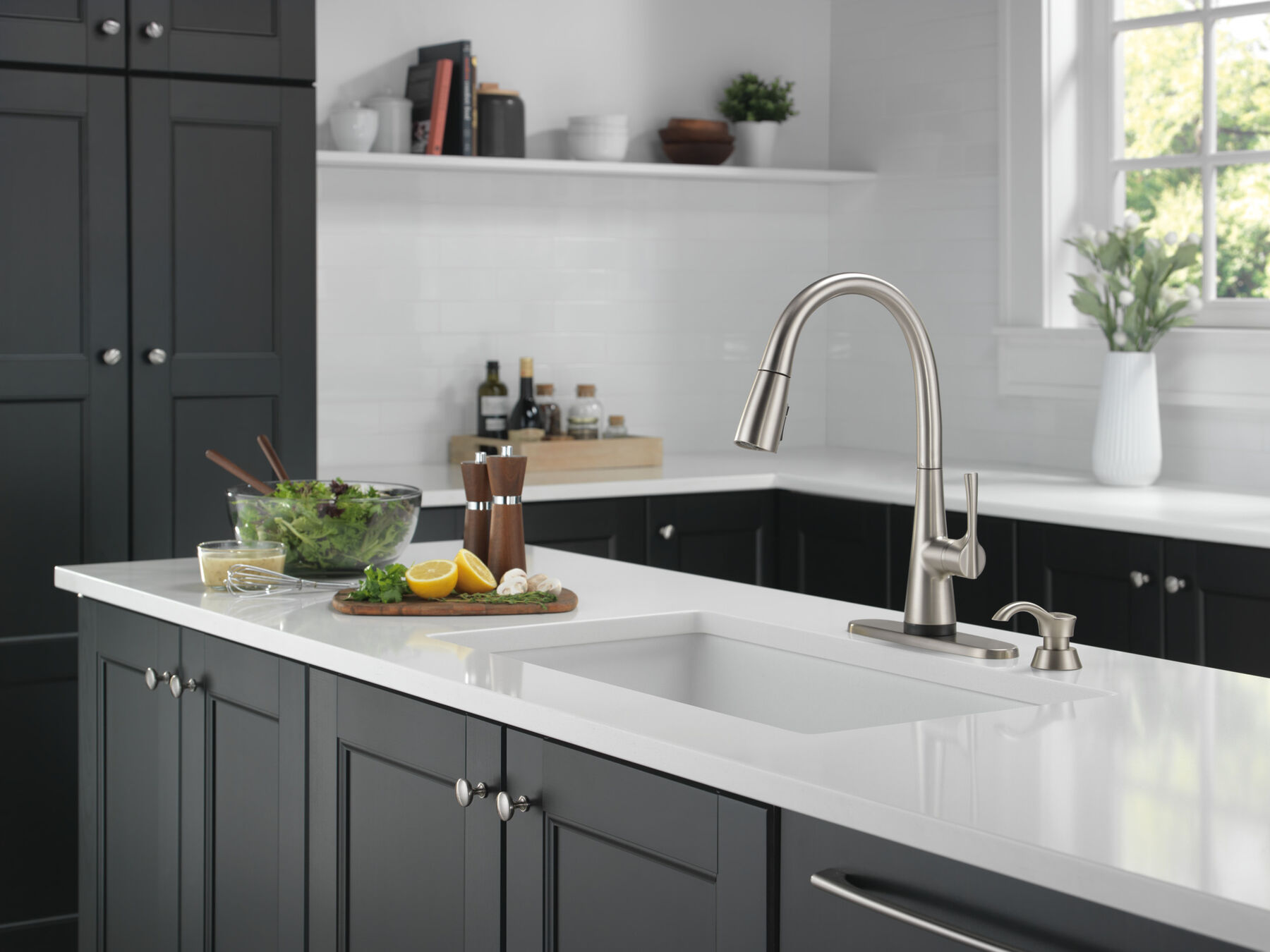 Single Handle Pull-Down Kitchen Faucet with Soap Dispenser and Touch<sub>2</sub>O&reg;  Technology