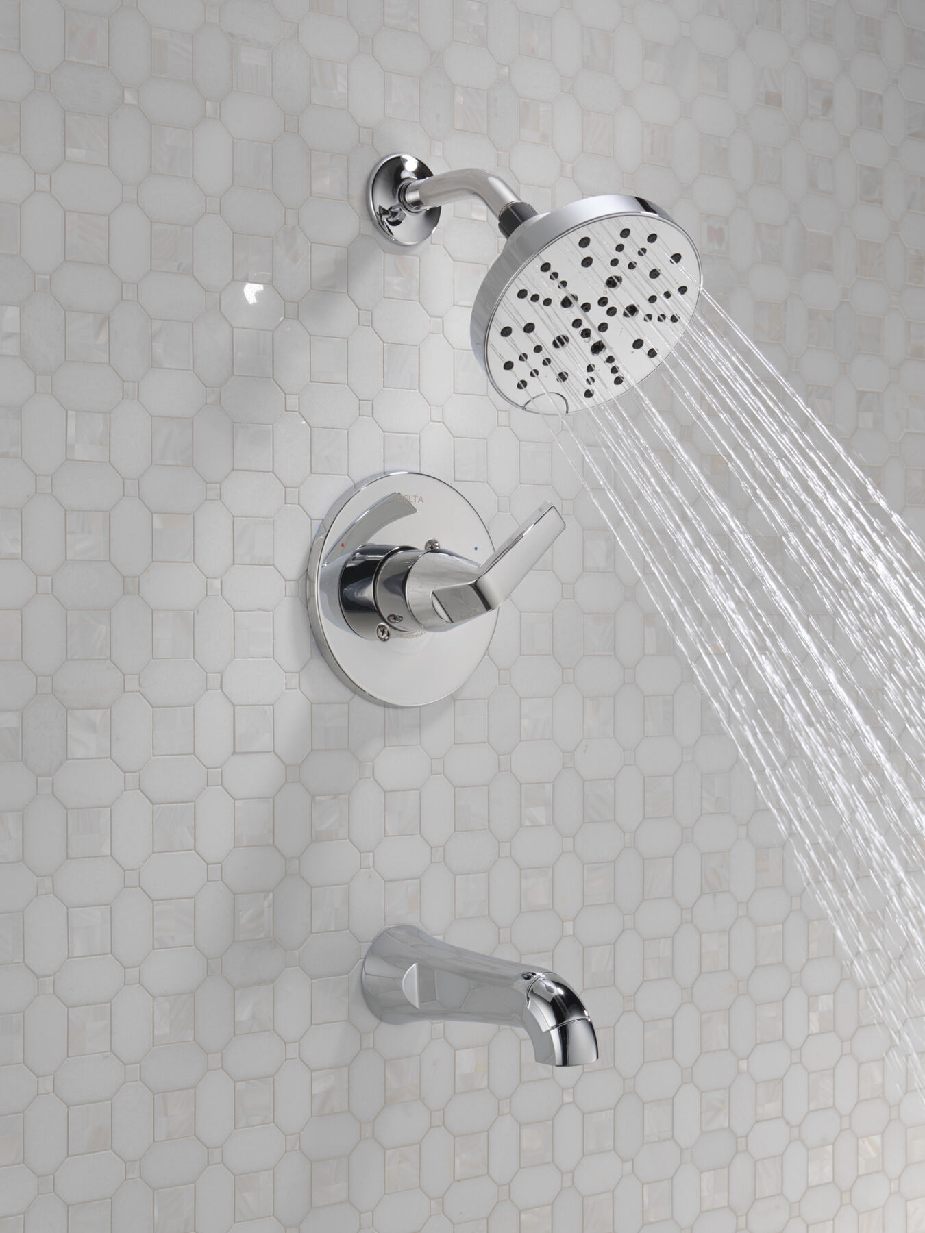 Monitor&reg; 14 Series Tub and Shower