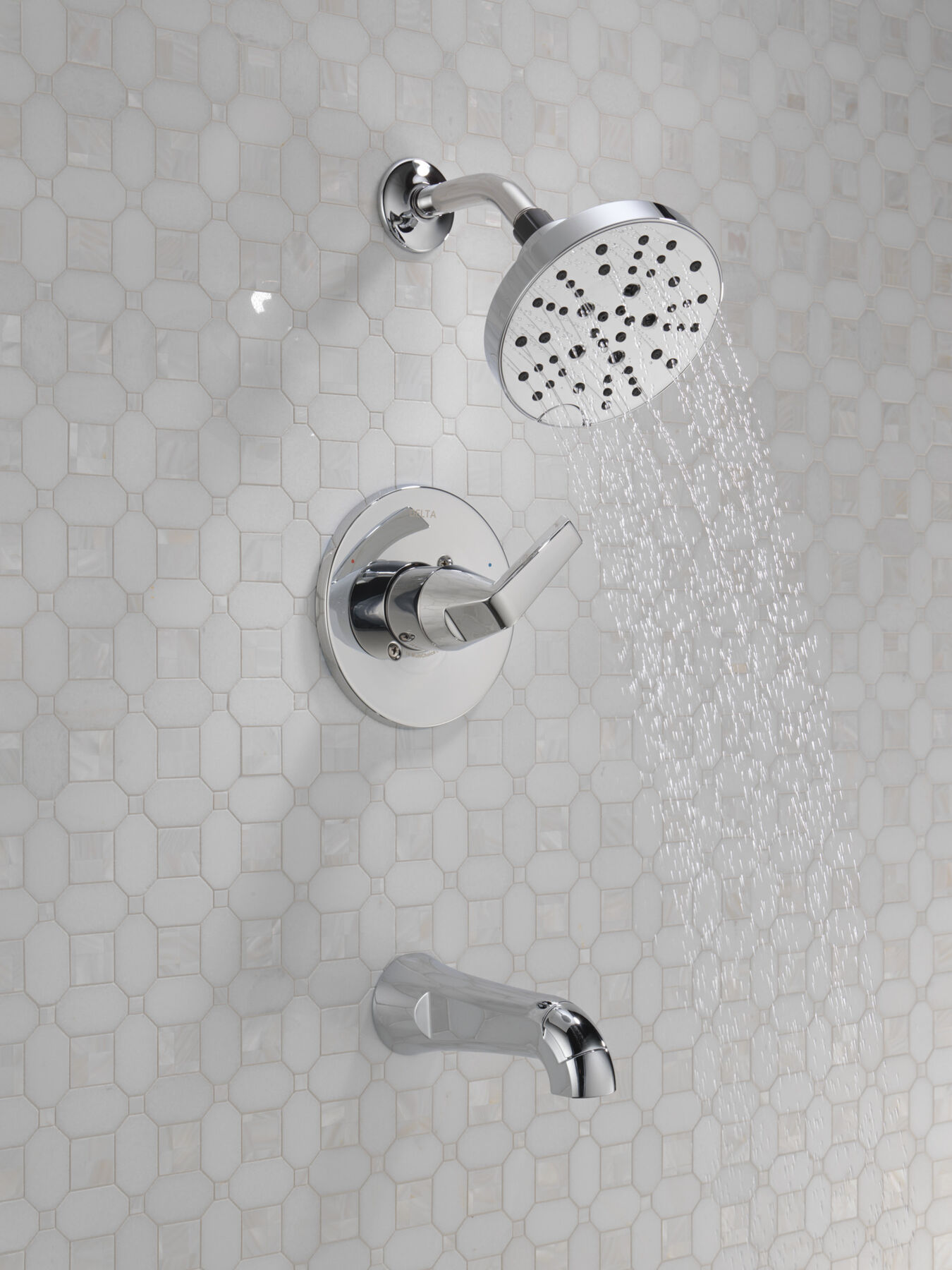 Monitor&reg; 14 Series Tub and Shower