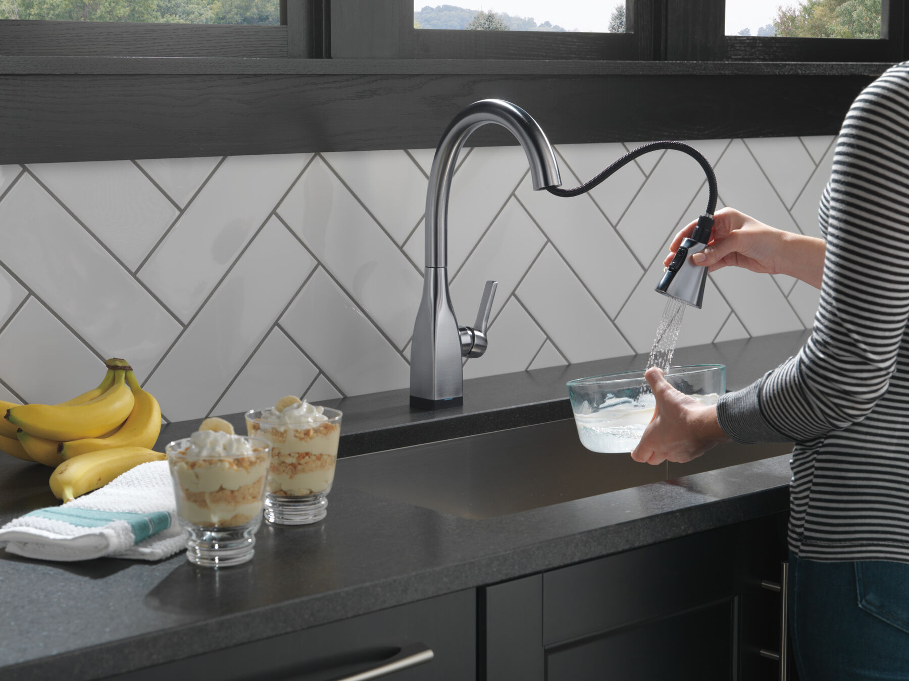 Touch<sub>2</sub>O&reg;  Pull-Down Kitchen Faucet 1L (Recertified)