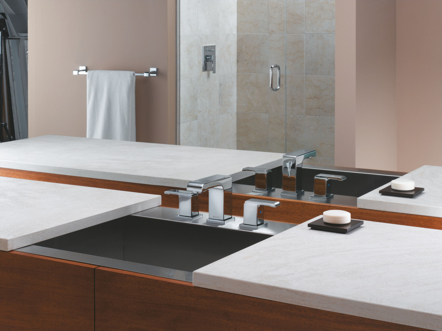 24" Towel Bar