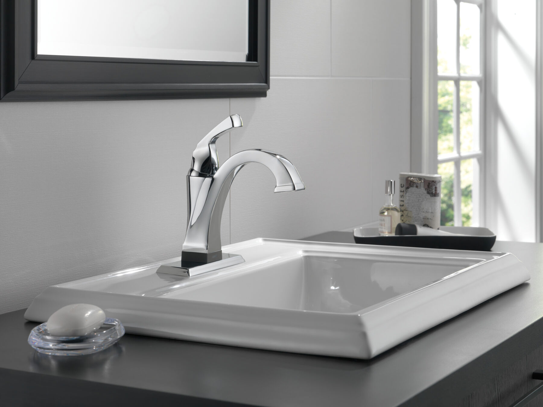 Single Handle Bathroom Faucet with Touch2O.xt&reg; Technology