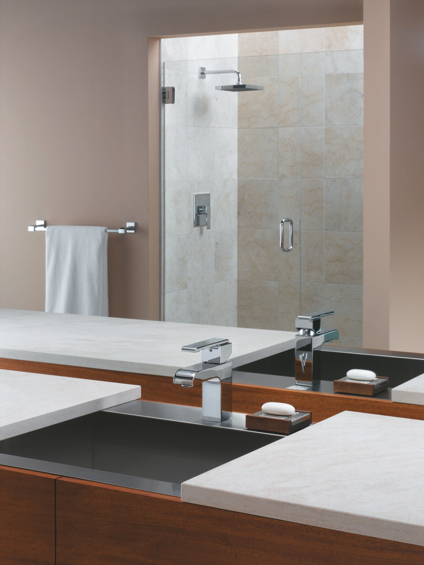 24" Towel Bar