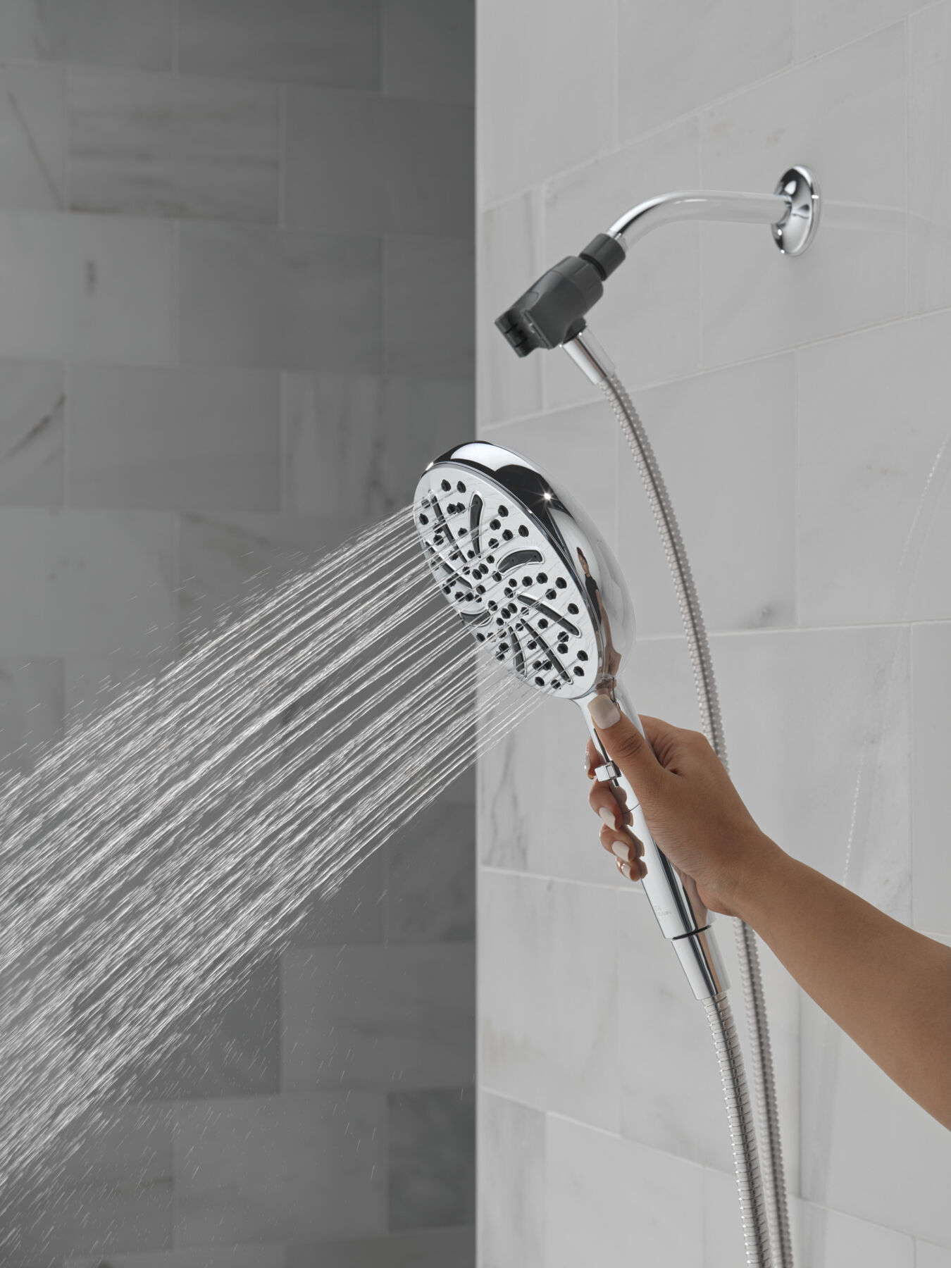6-Setting SureDock&reg; Magnetic&reg; Hand Shower