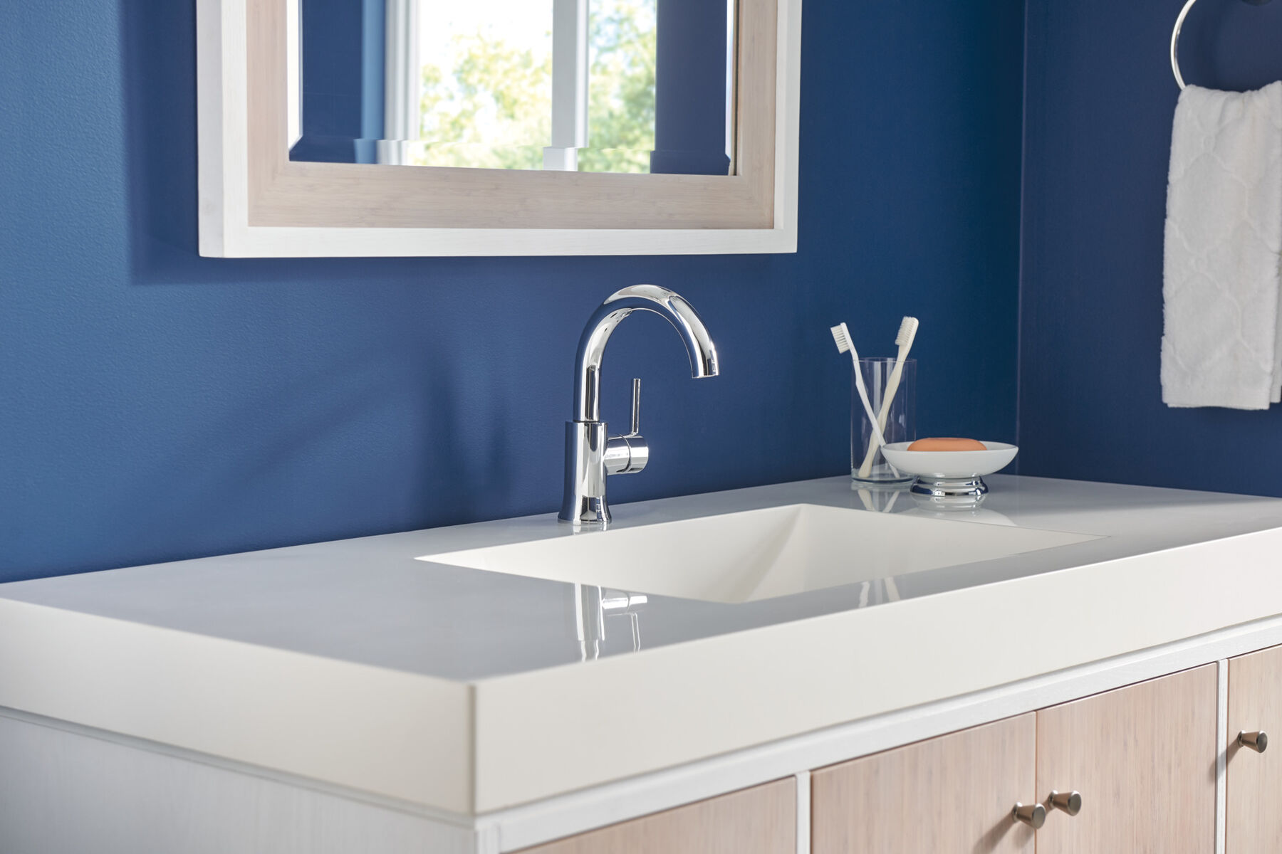 Single Handle Bathroom Faucet