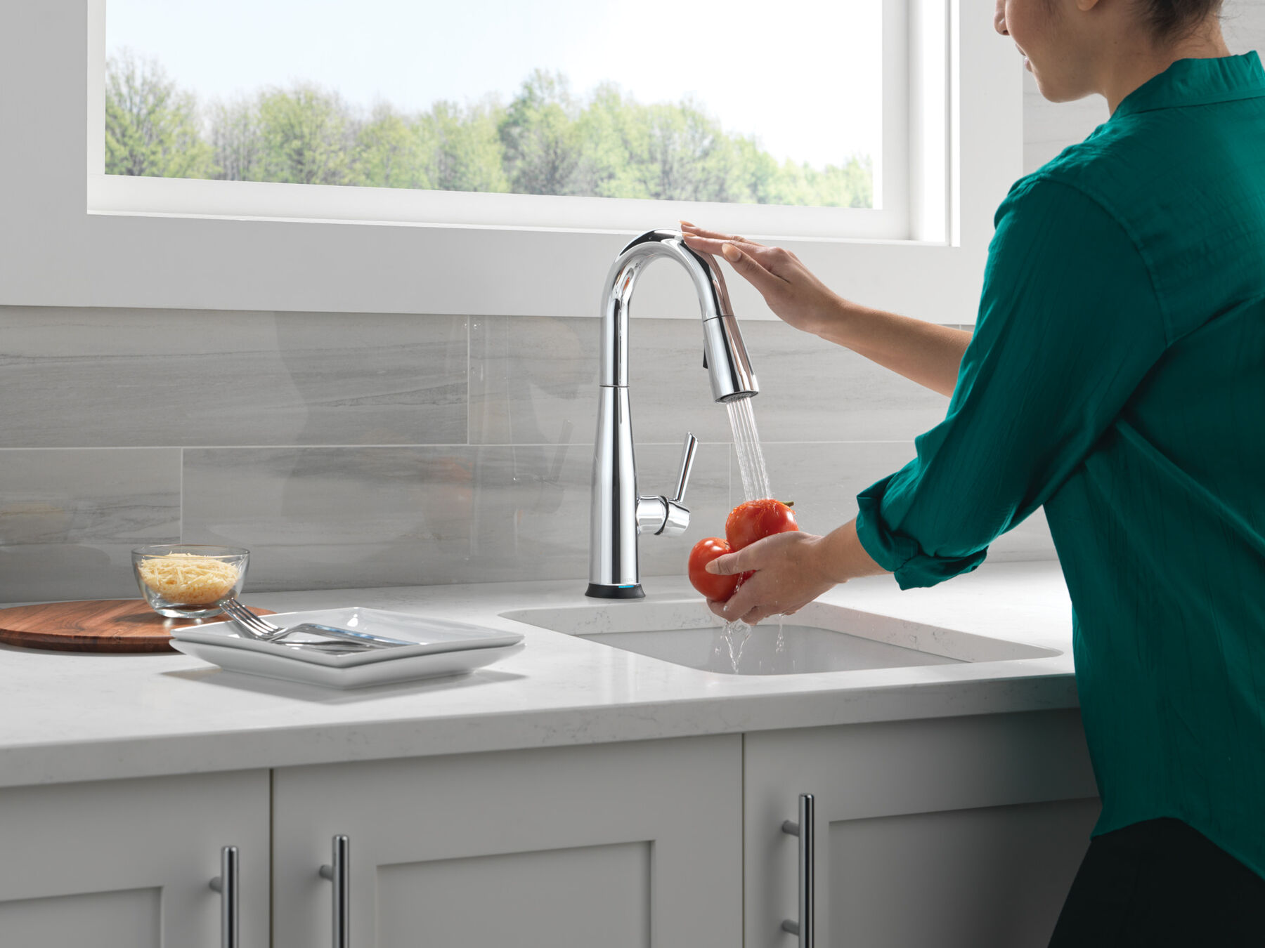 Touch2O&reg; Bar / Prep Faucet with Touchless Technology