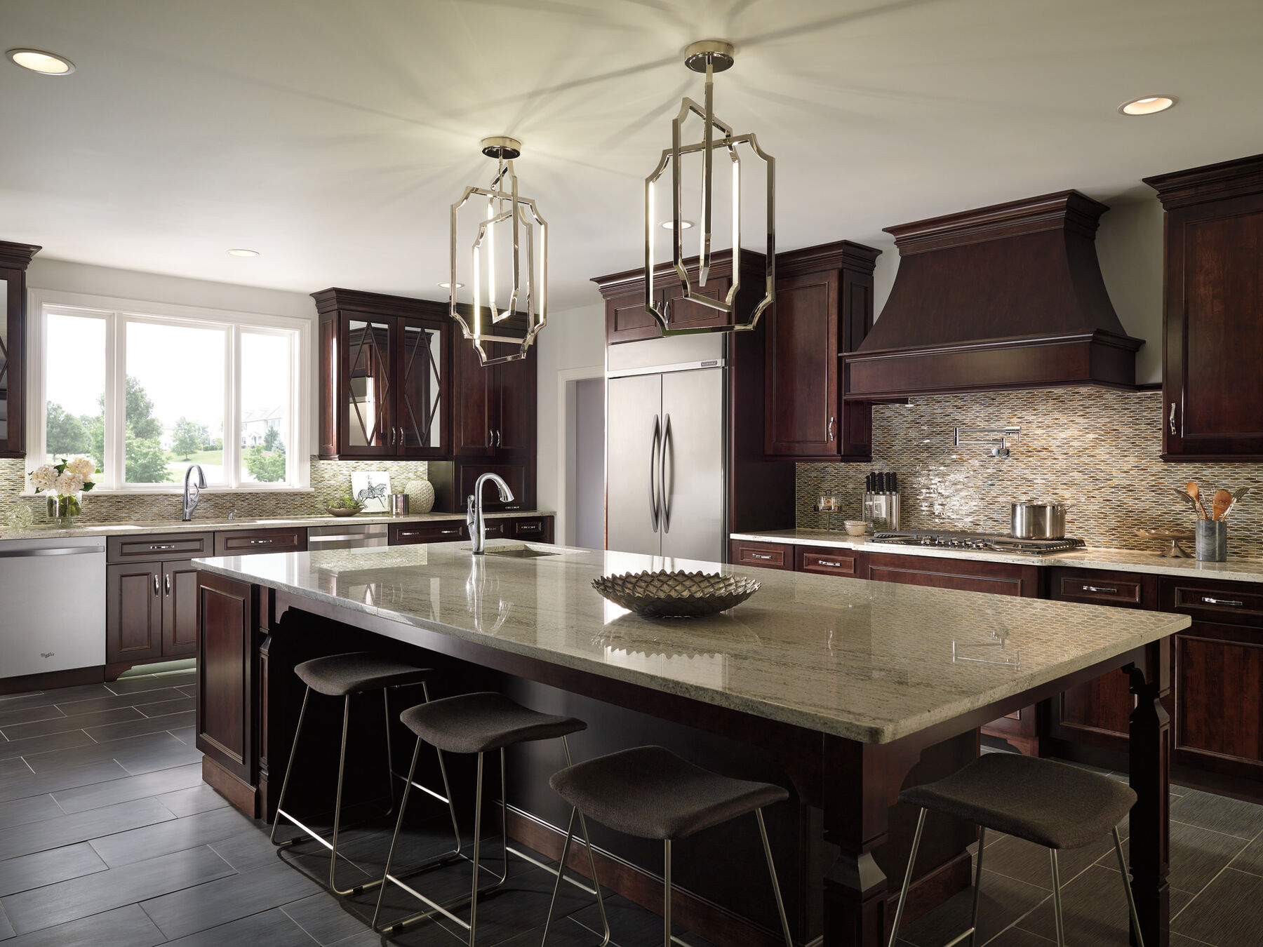 Single Handle Pull-Down Kitchen Faucet with Touch2O&reg; Technology and Soap Dispenser