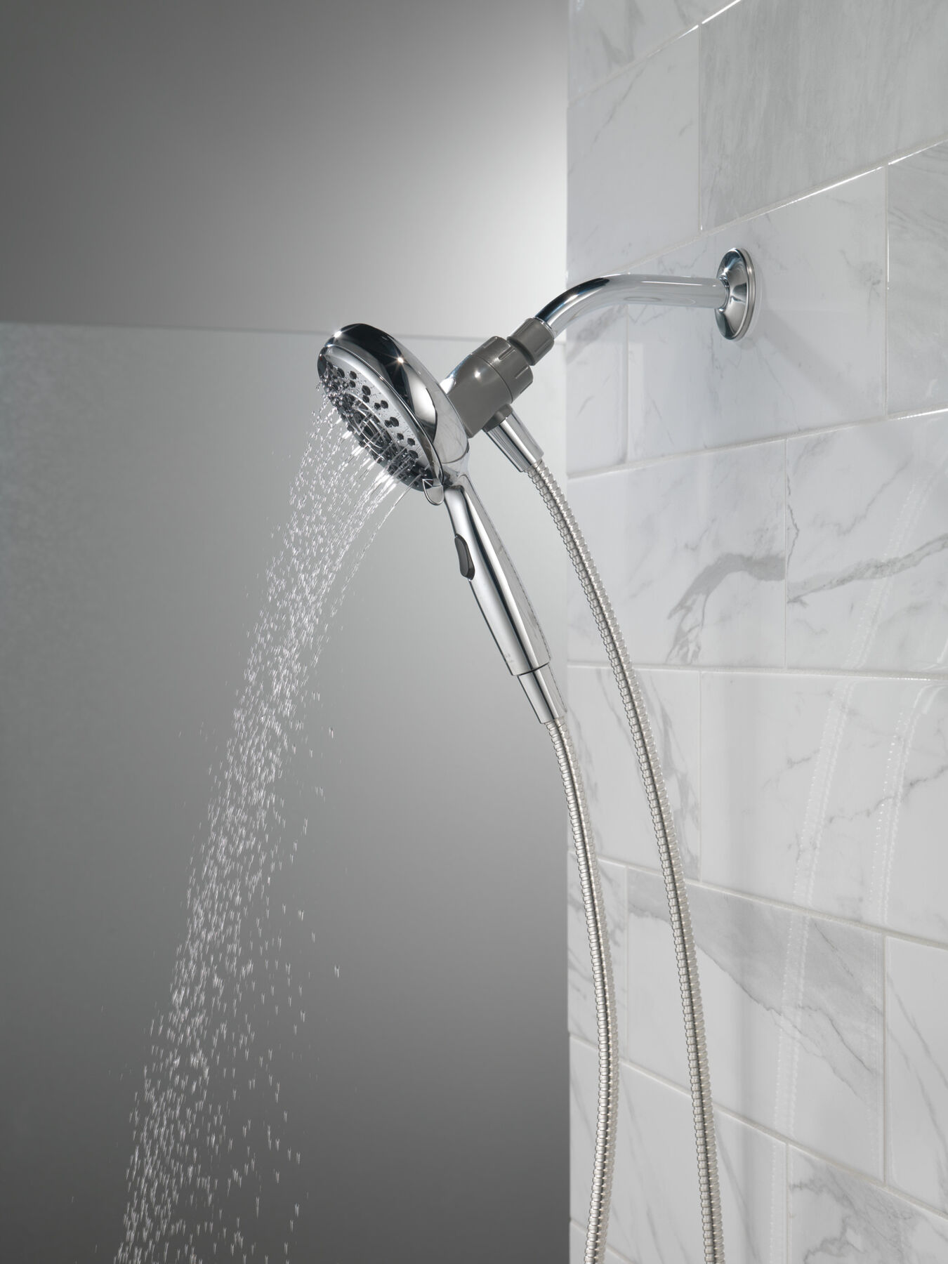SureDock Magnetic Hand Shower 1.75 GPM (Recertified)