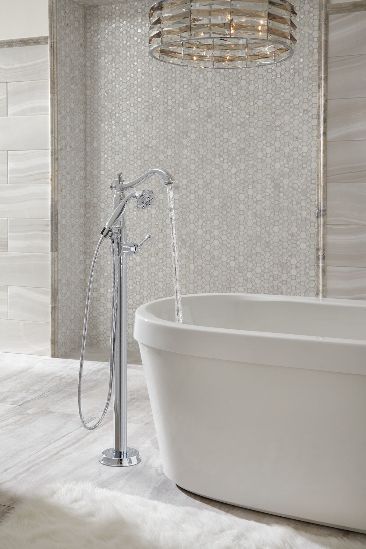 Freestanding Tub with Integrated Waste and Overflow