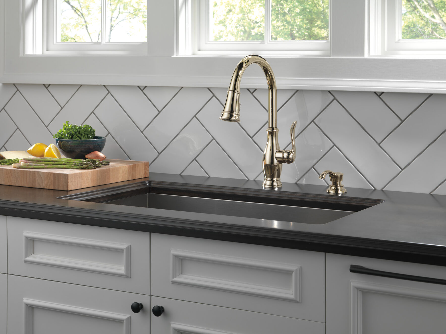 Single Handle Pull-Down Kitchen Faucet with Soap Dispenser and ShieldSpray
