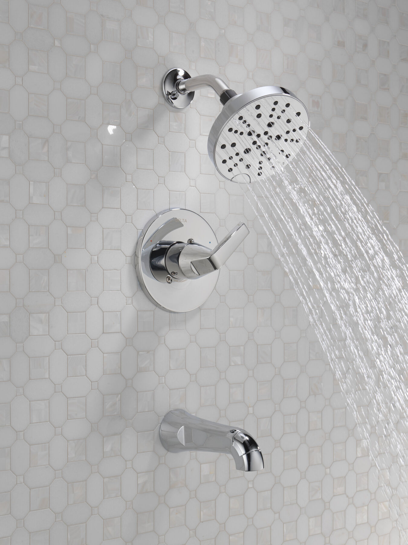 Monitor&reg; 14 Series Tub and Shower
