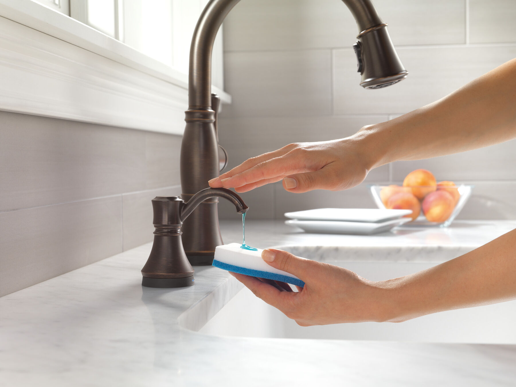 Single Handle Pull-Down Kitchen Faucet with Touch2O&reg; and ShieldSpray&reg; Technologies