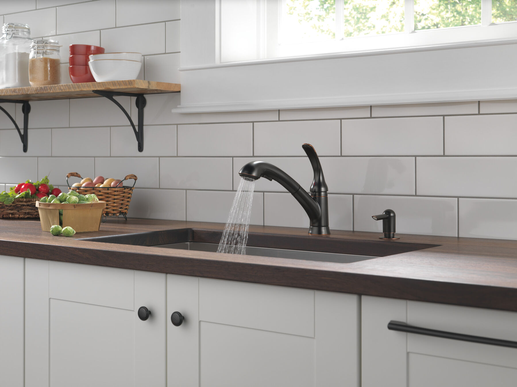 Single Handle Pull-Out Kitchen Faucet with Soap Dispenser