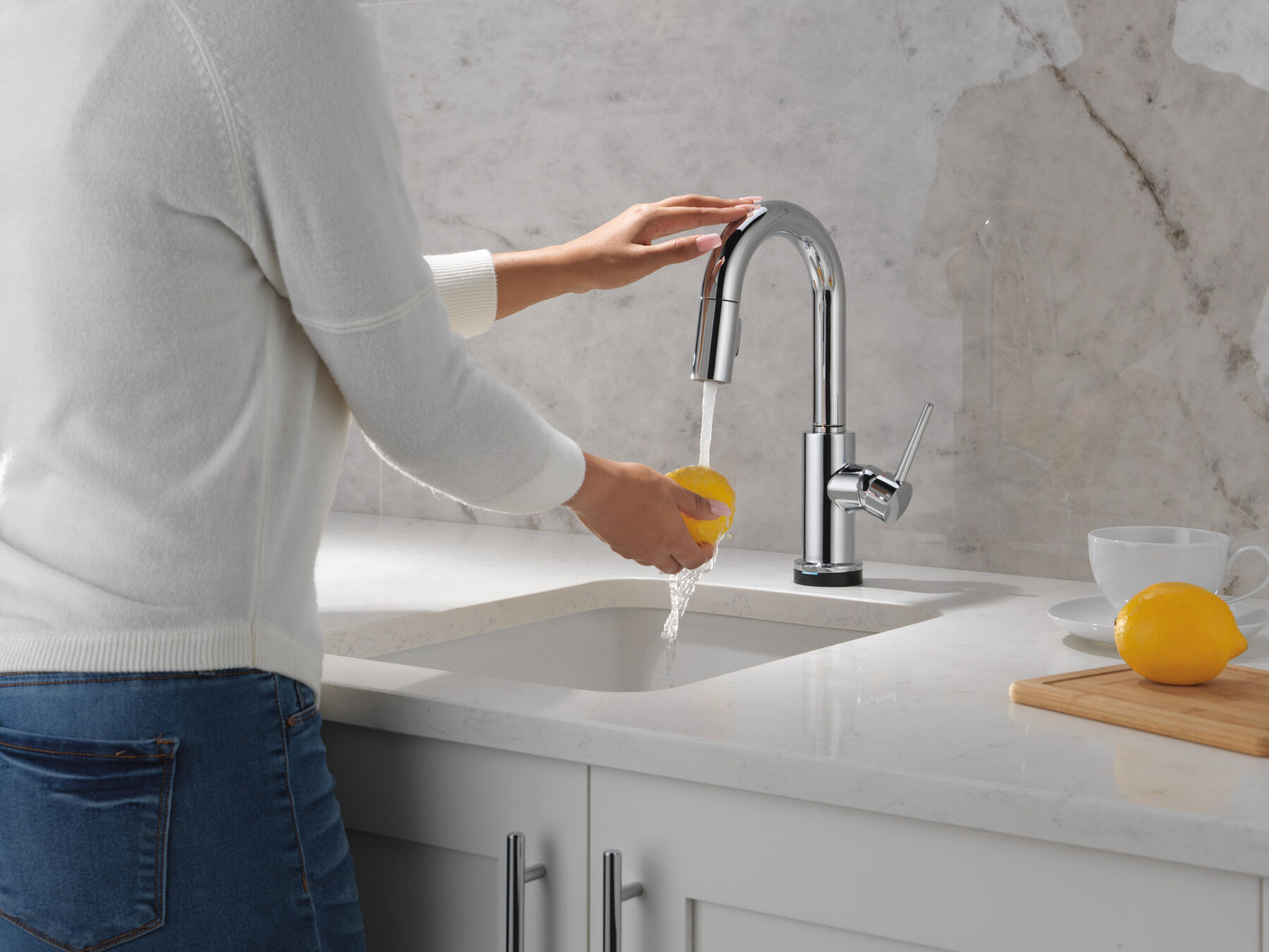 Single Handle Pull-Down Bar / Prep Faucet with Touch2O&reg; Technology