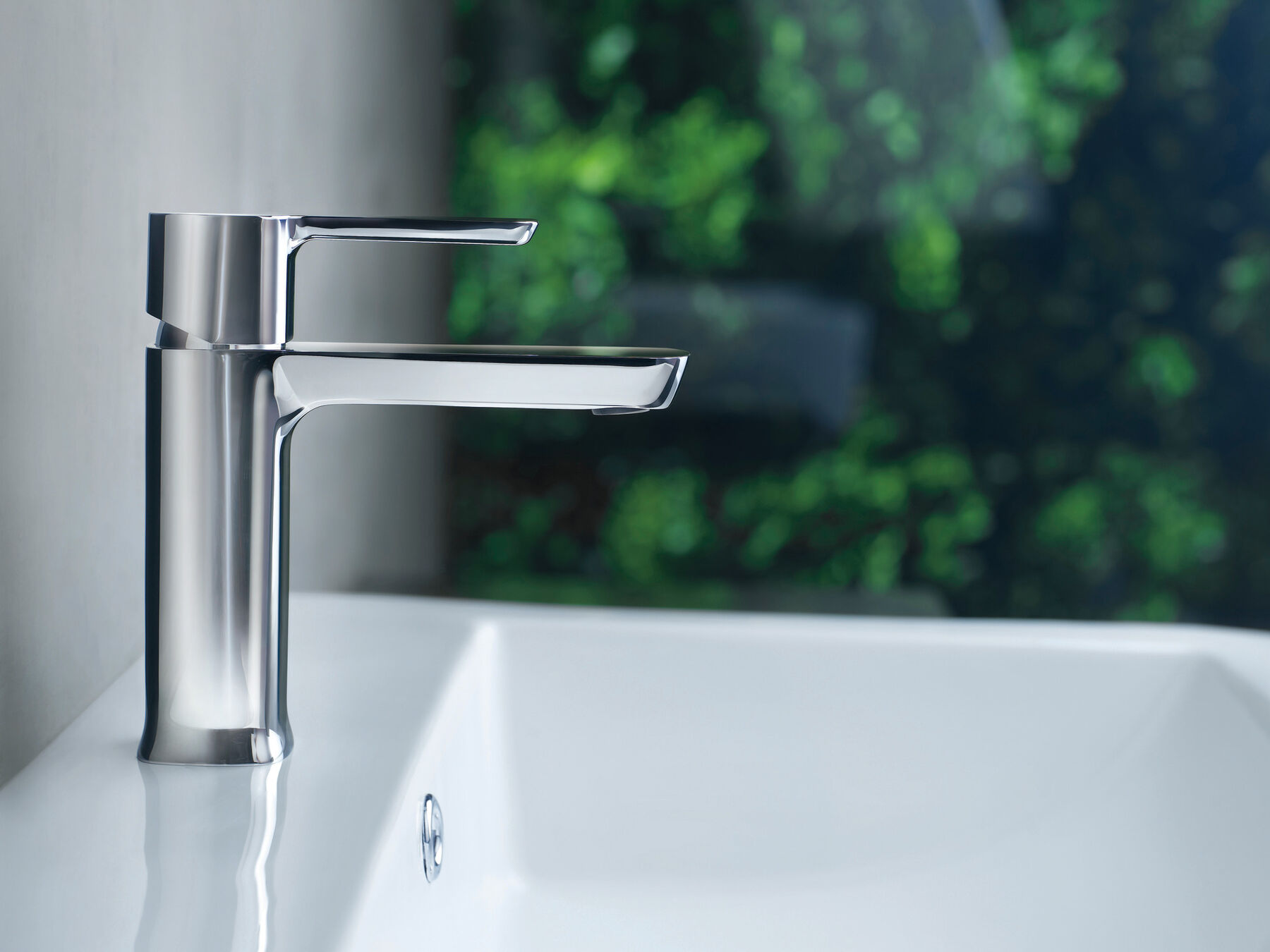 Single Handle Bathroom Faucet - Less Pop-Up