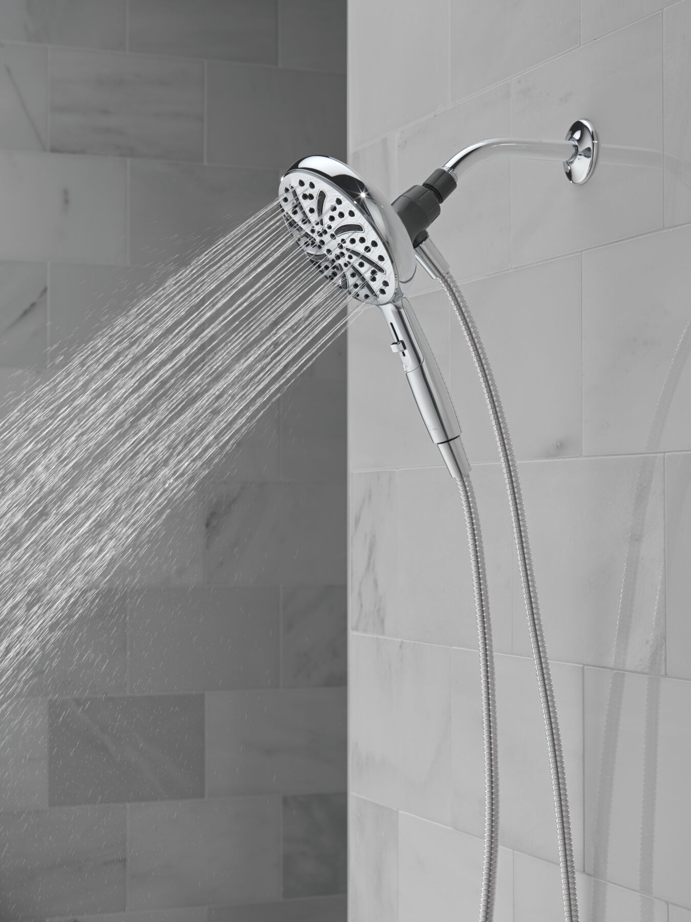 6-Setting SureDock&reg; Magnetic&reg; Hand Shower