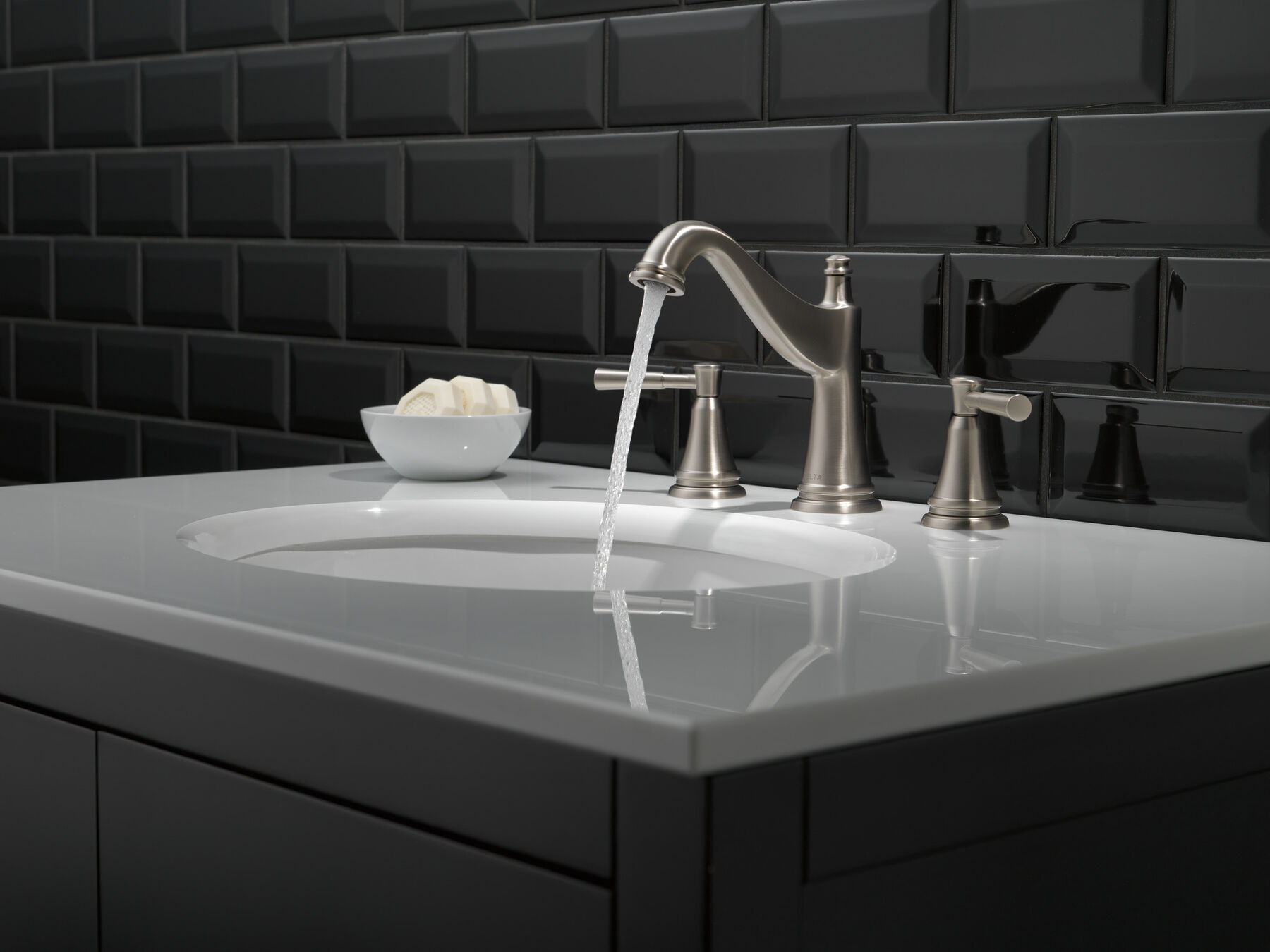 Two Handle Widespread Bathroom Faucet