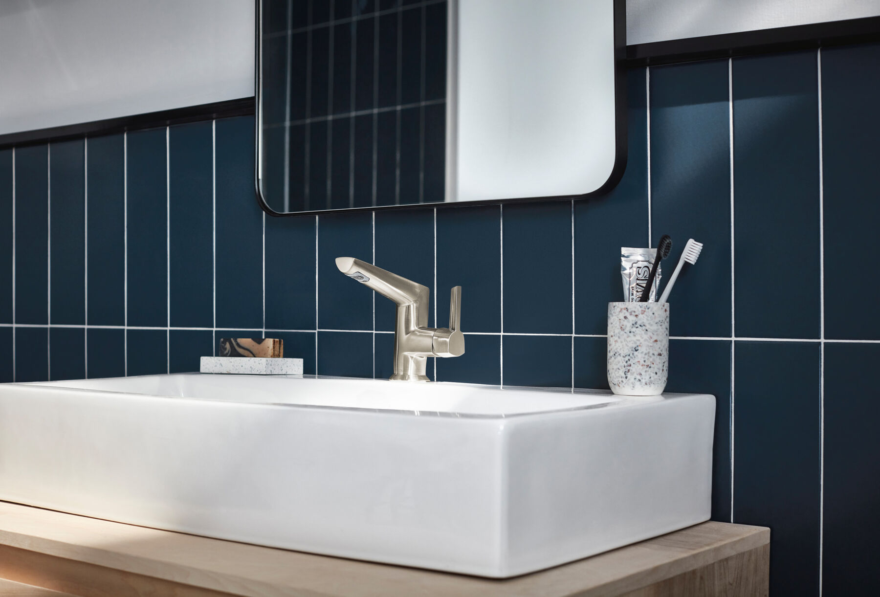 Single Handle Bathroom Faucet