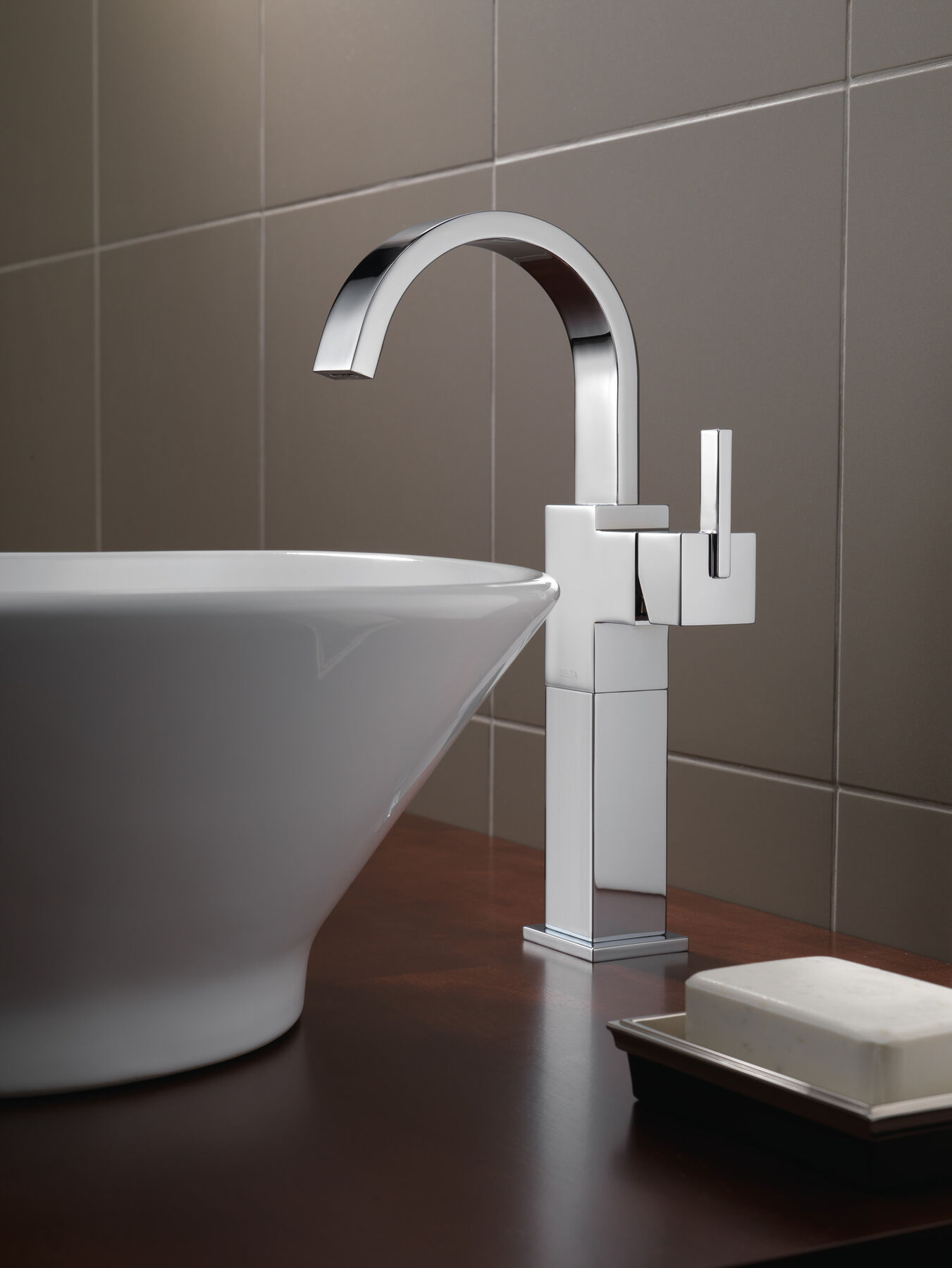 Single Handle Vessel Bathroom Faucet