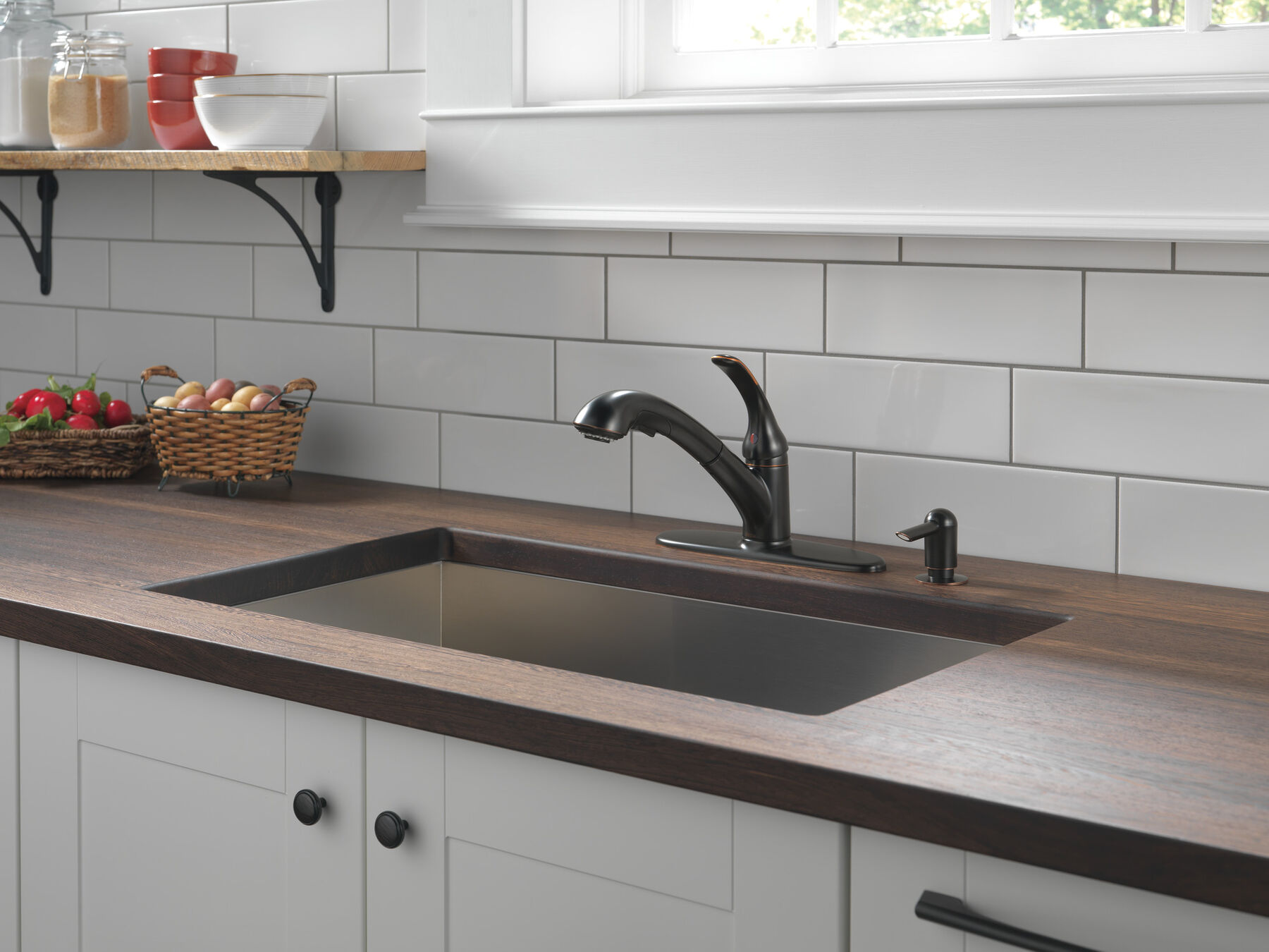 Single Handle Pull-Out Kitchen Faucet with Soap Dispenser