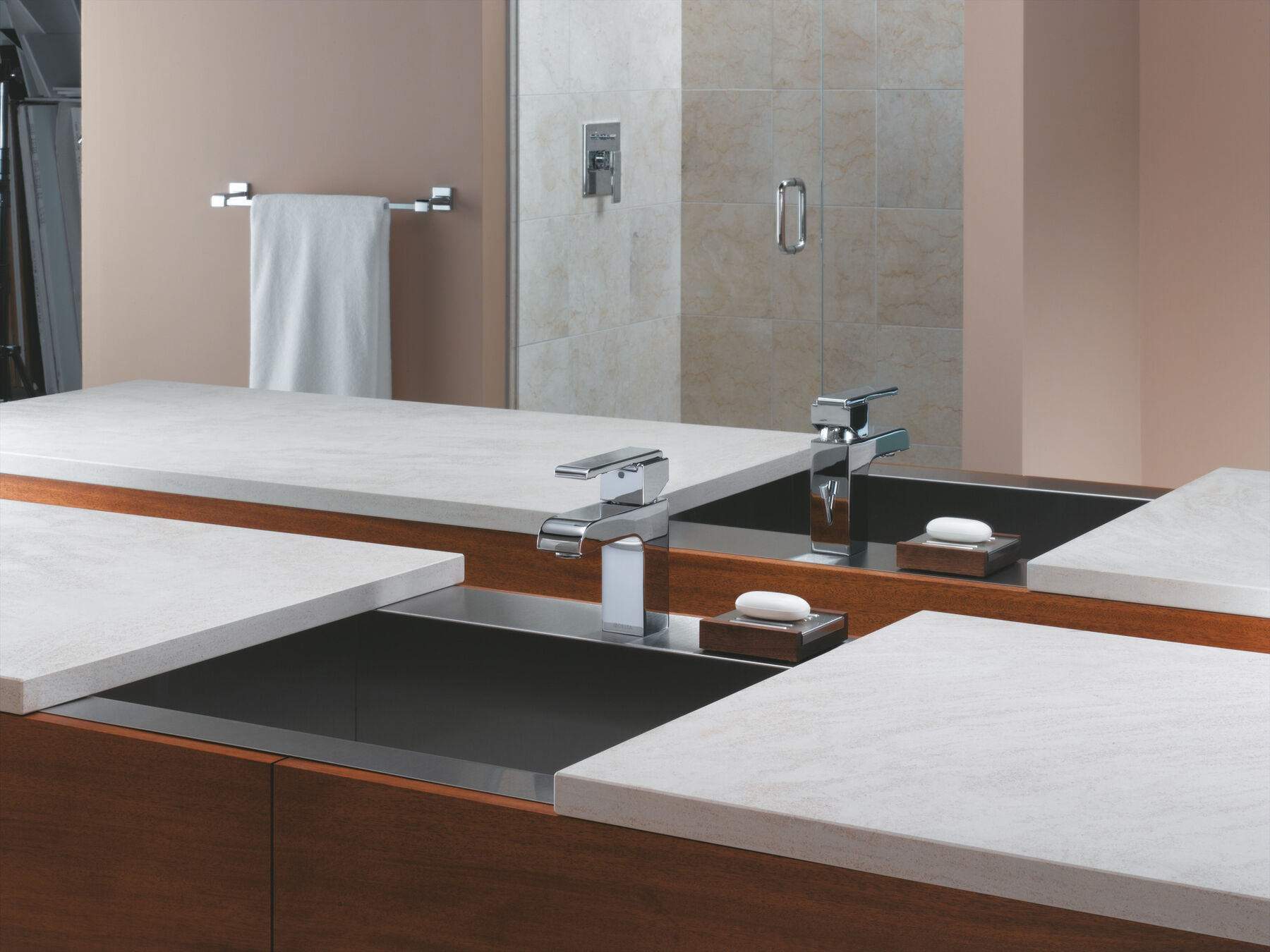 24" Towel Bar