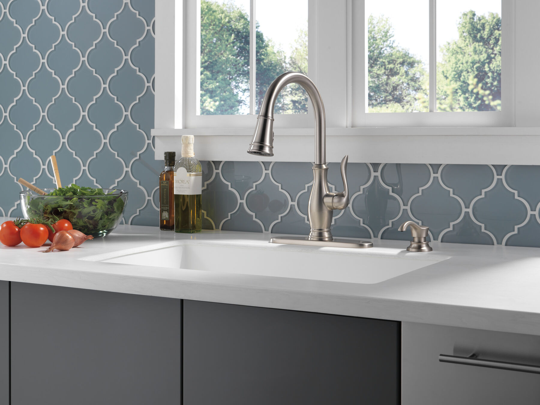 Single Handle Pull-Down Kitchen Faucet with Soap Dispenser and ShieldSpray