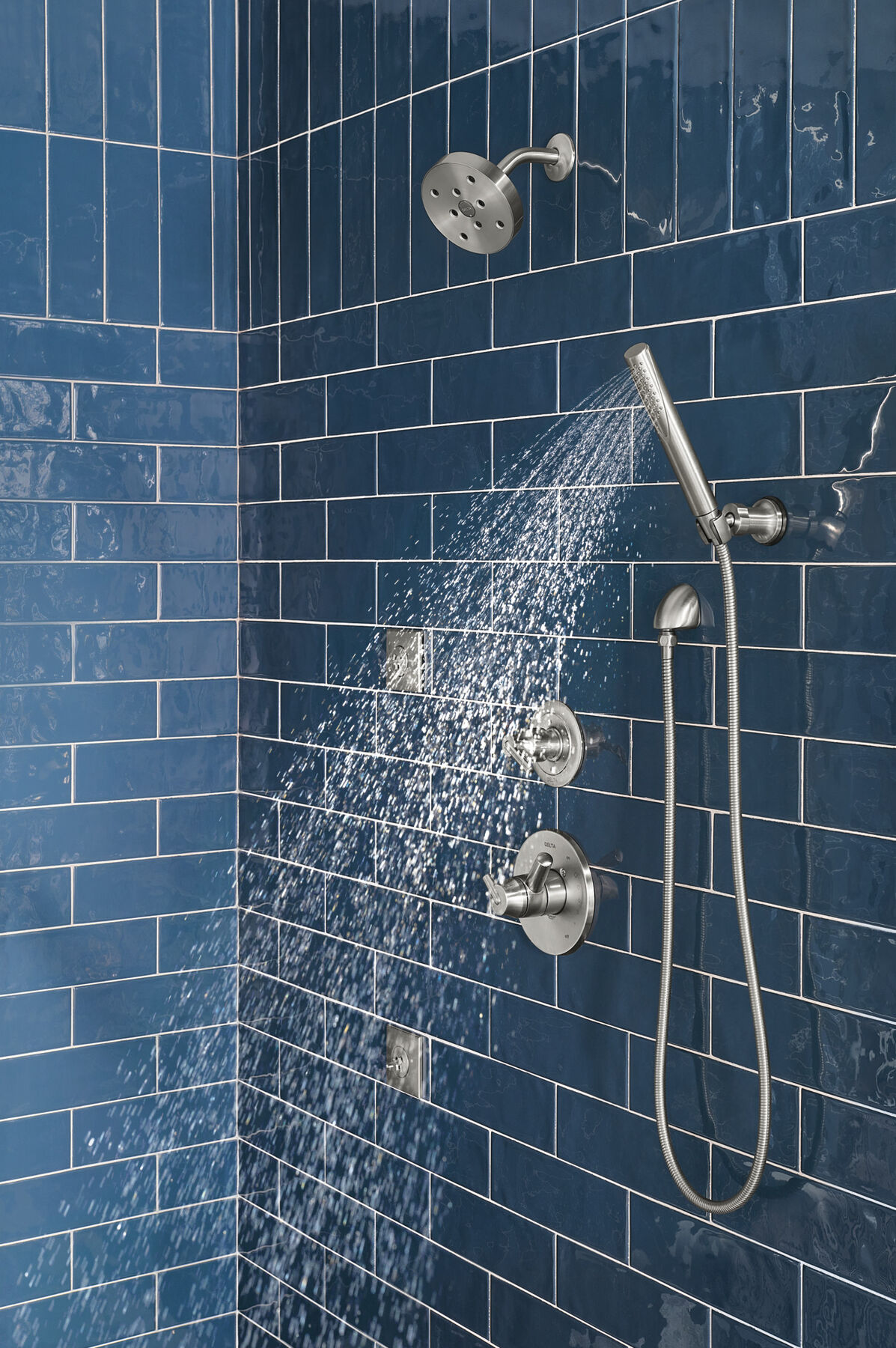 HydraChoice&trade; Body Spray Invigorating Spray Head with H2Okinetic&reg; Technology