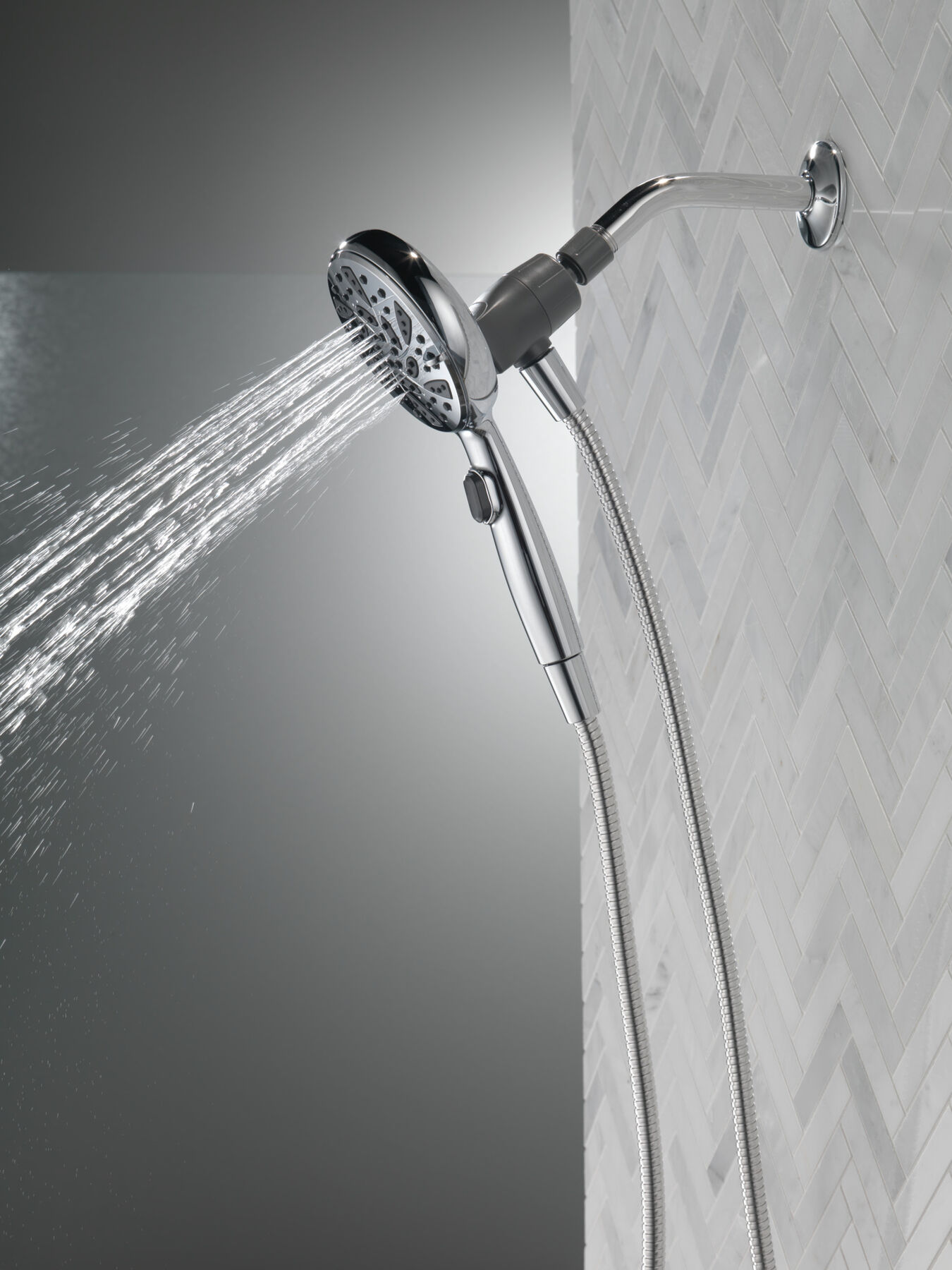 SureDock&reg; Magnetic Hand Shower 2.5 GPM (Recertified)